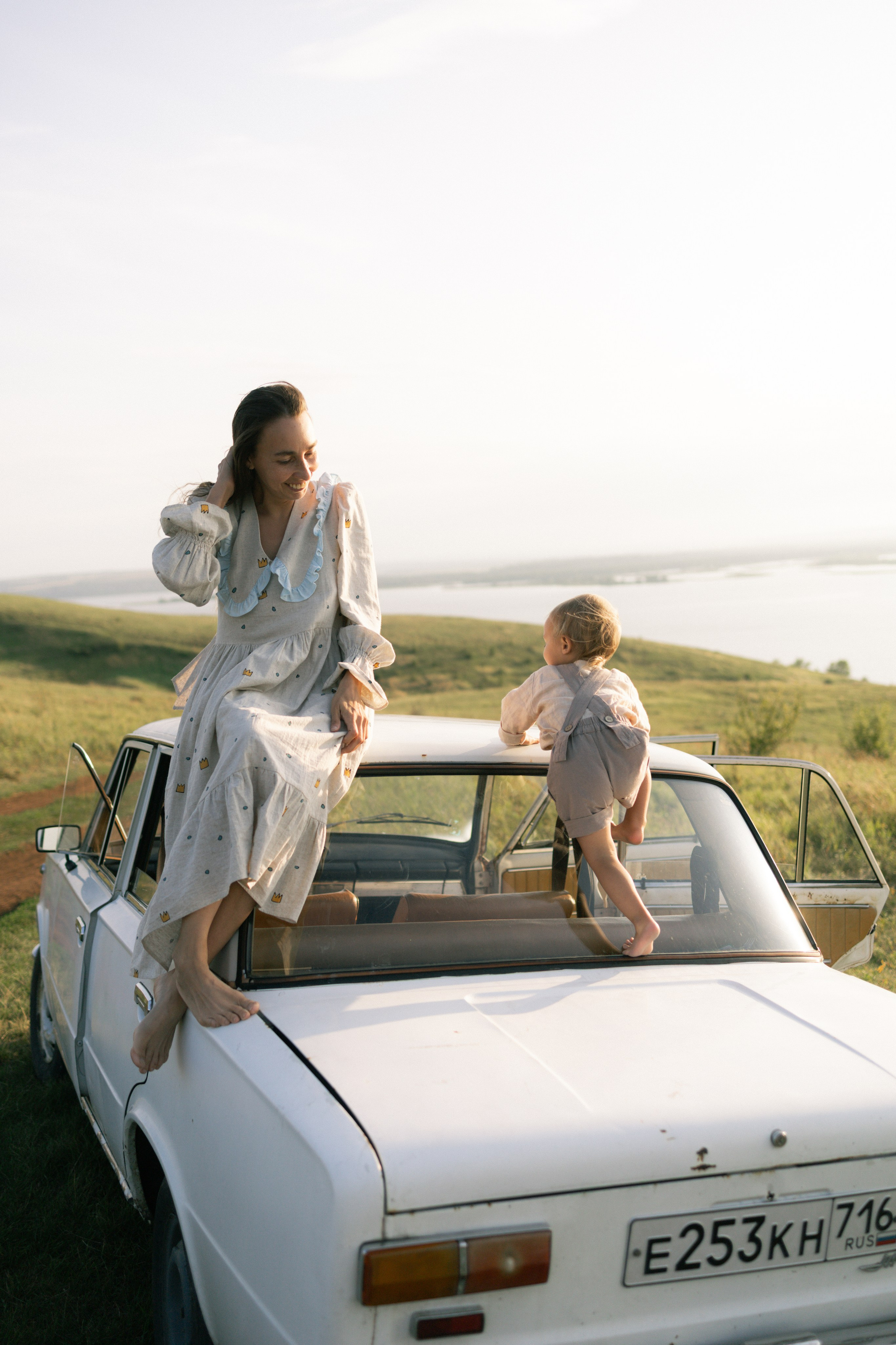 На смотровой. Фотограф Зарина. Казань