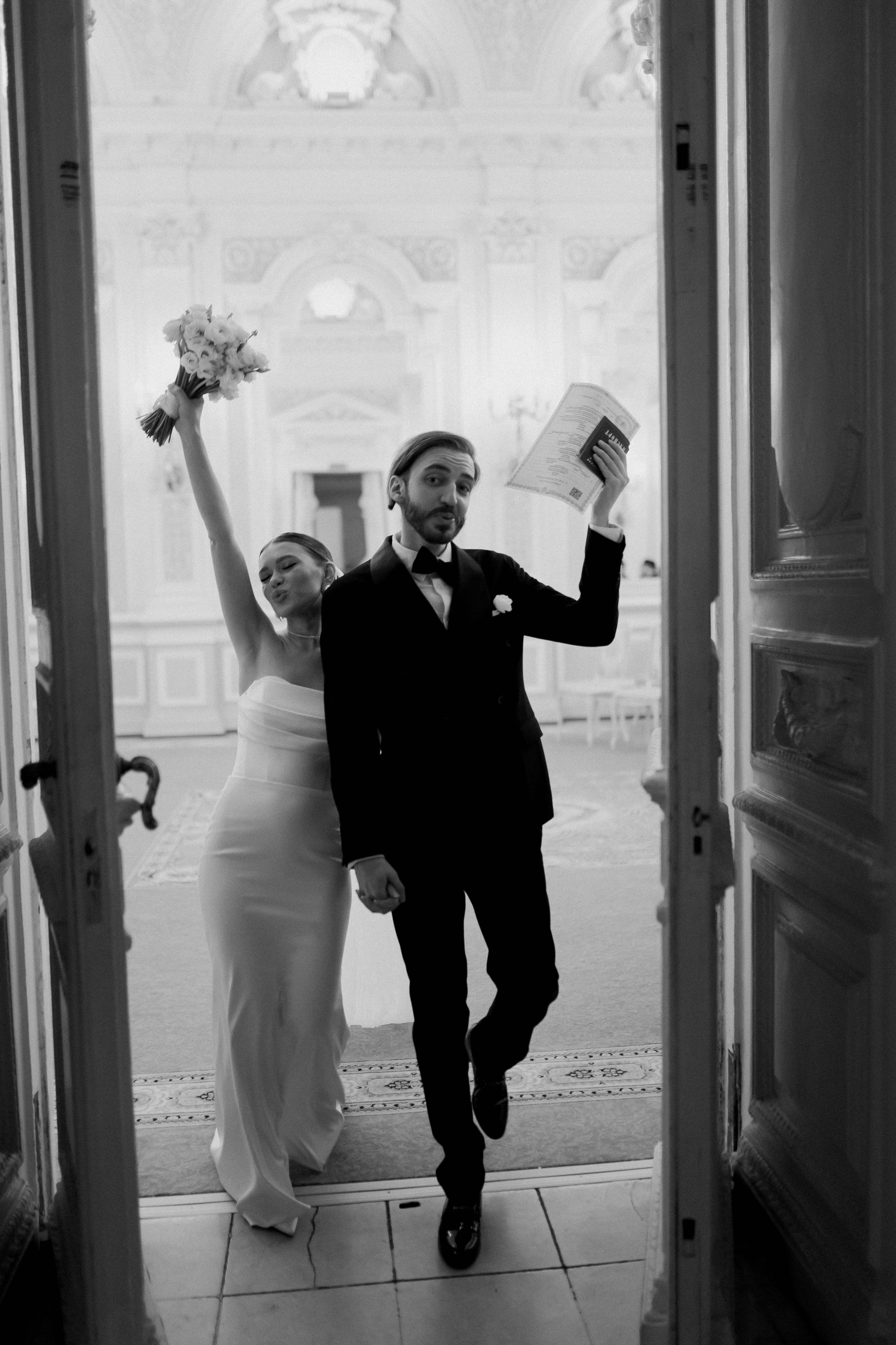 ···. Свадебный фотограф в Санкт-Петербурге Александра Чукавина