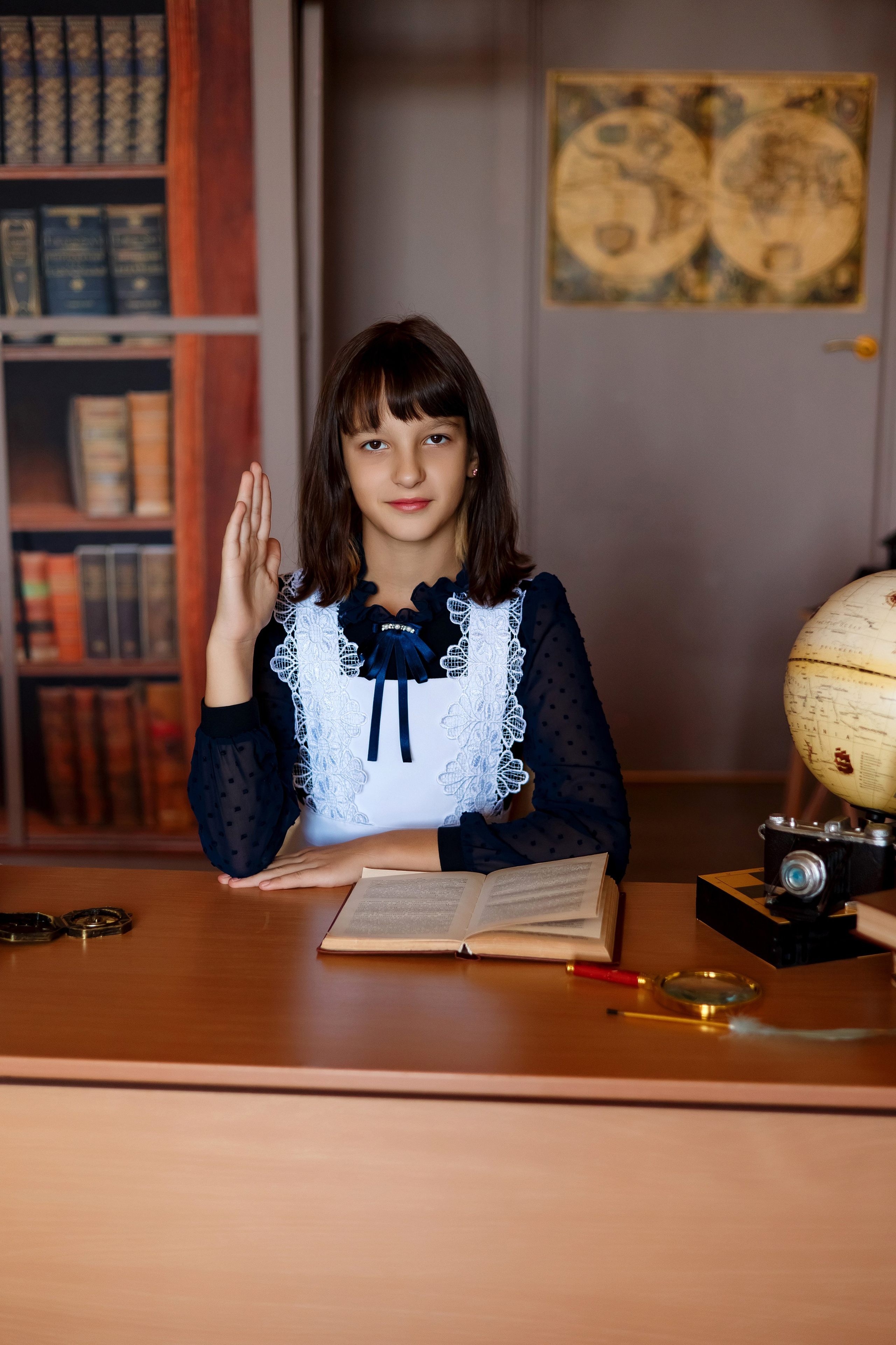 4 класс фотосессия в фотостудии. Фотограф Любовь Корниенко, Примоский край