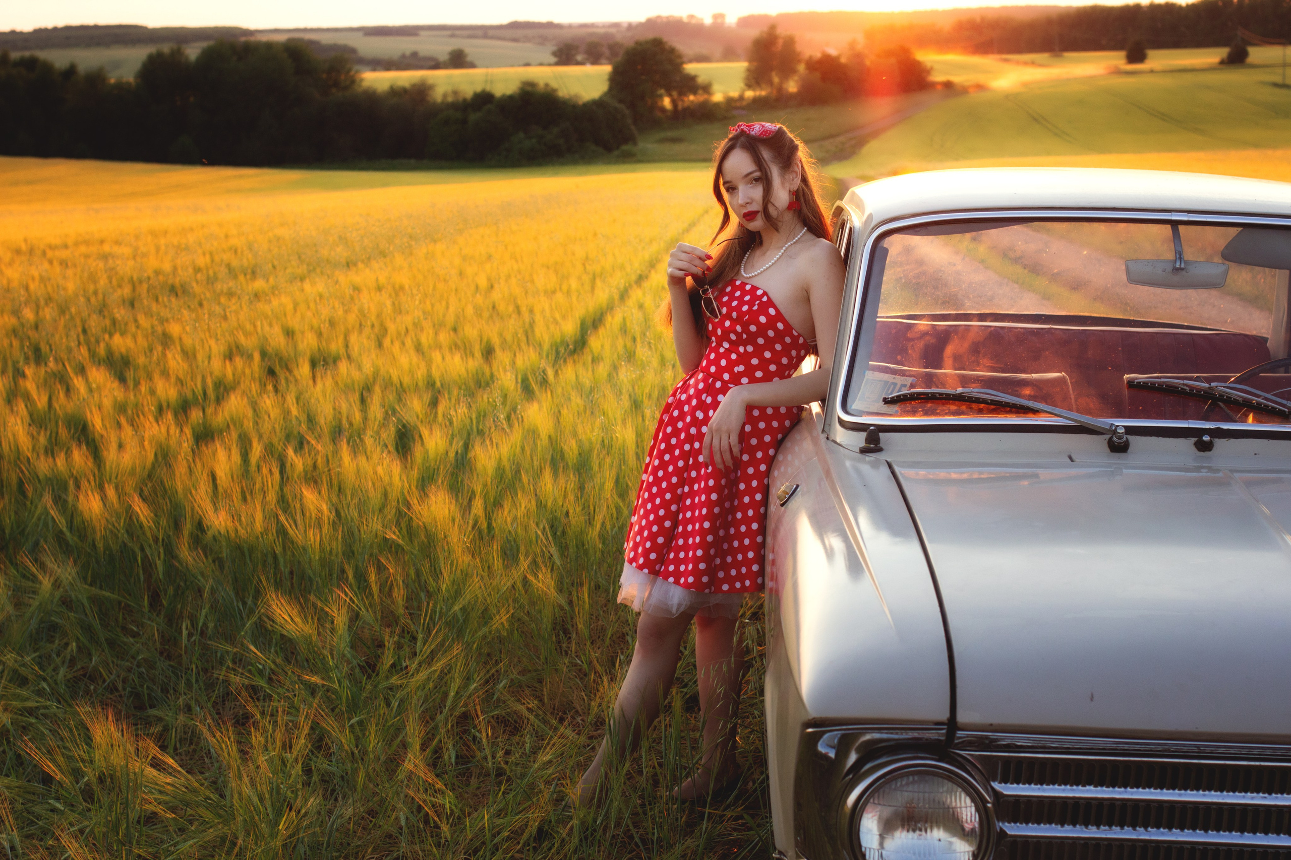 Маша. Фотограф Антонина Свешникова. ВЫПУСКНЫЕ ФОТОКНИГИ для детских садов и школ. Москва, Владимир