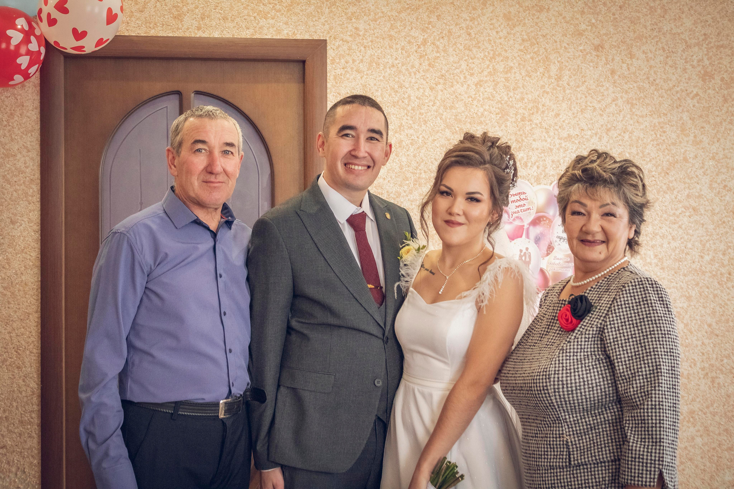 Свадебная фотосессия Айдар и Зарина. Фотограф Каримов Виктор