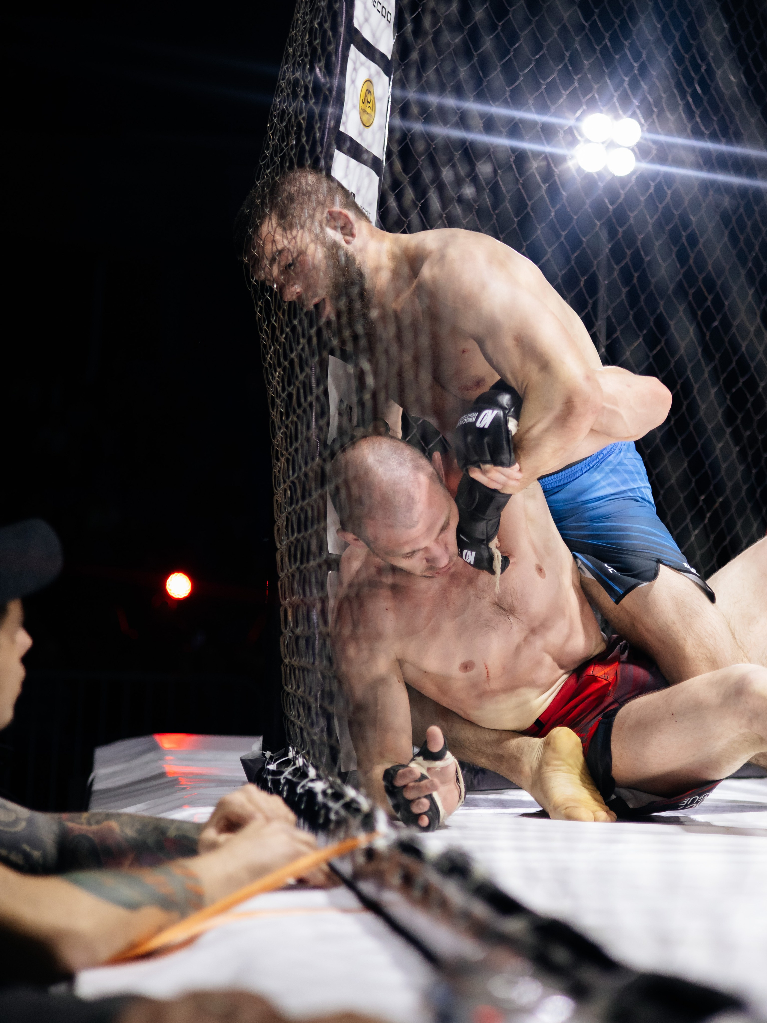 Бойцовская лига «KNOCK OUT». KRIS KRUPINNIKOVA