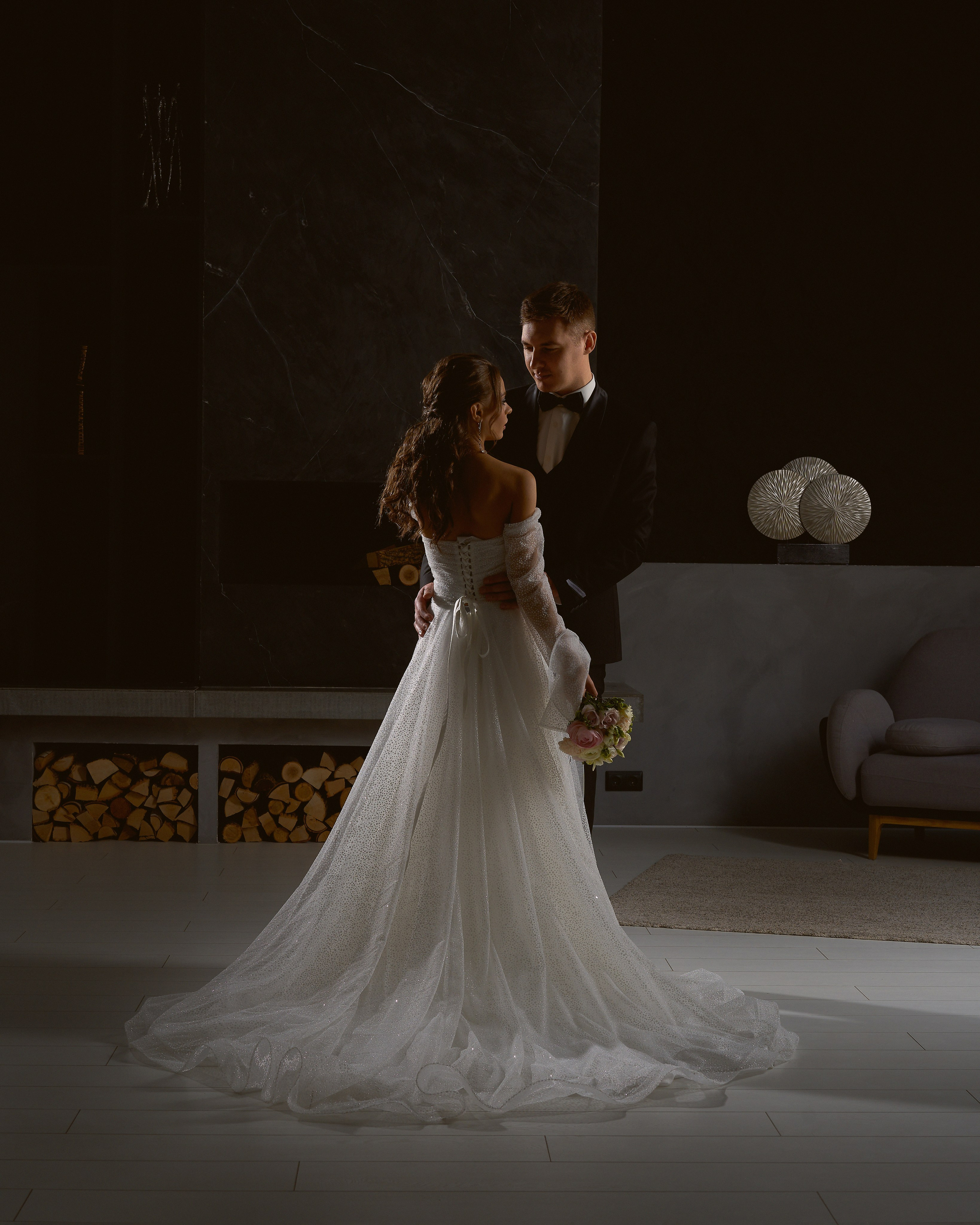 Свадебная съёмка в фотостудии