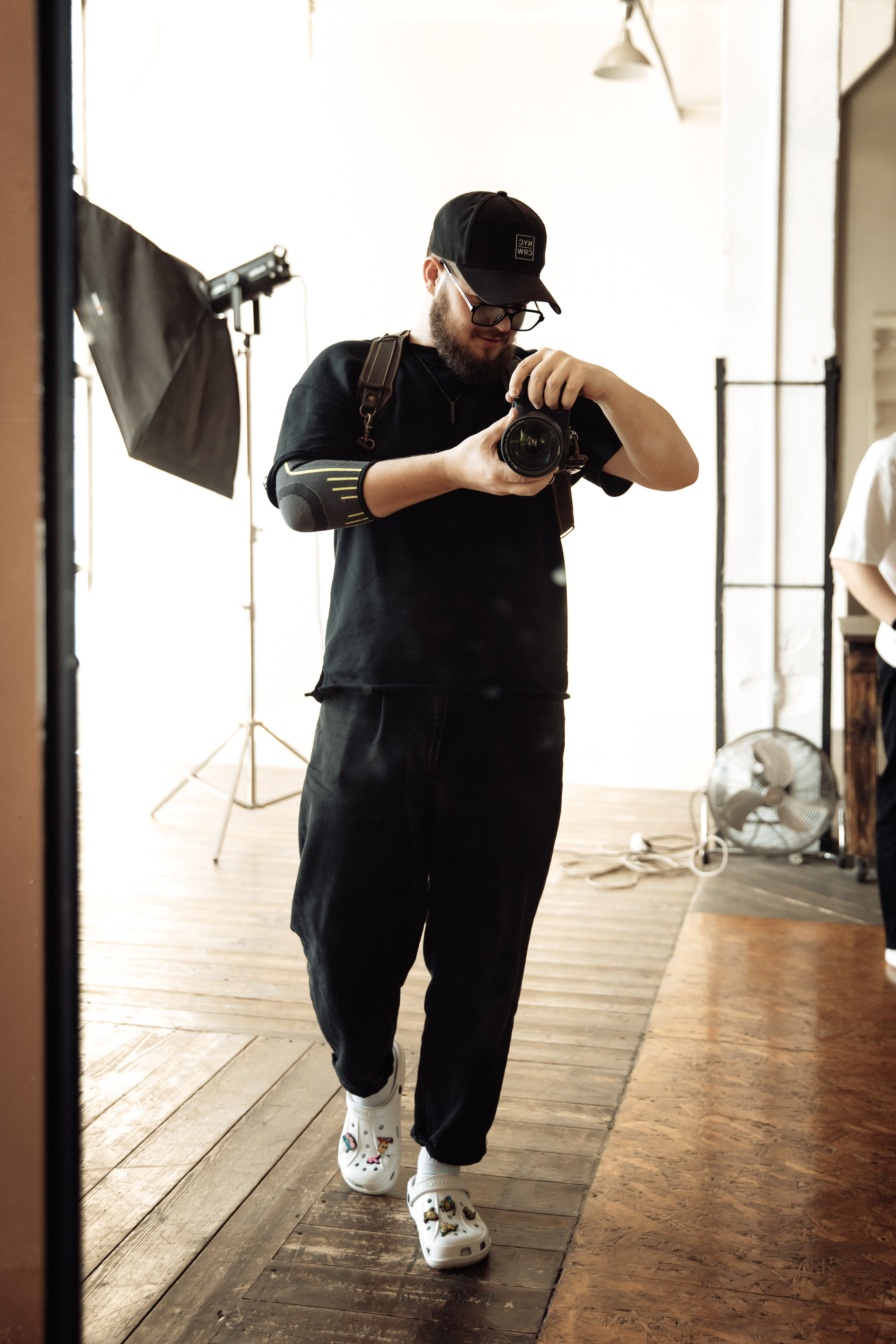 Контакты. Фотограф Калининград Илья Миллер