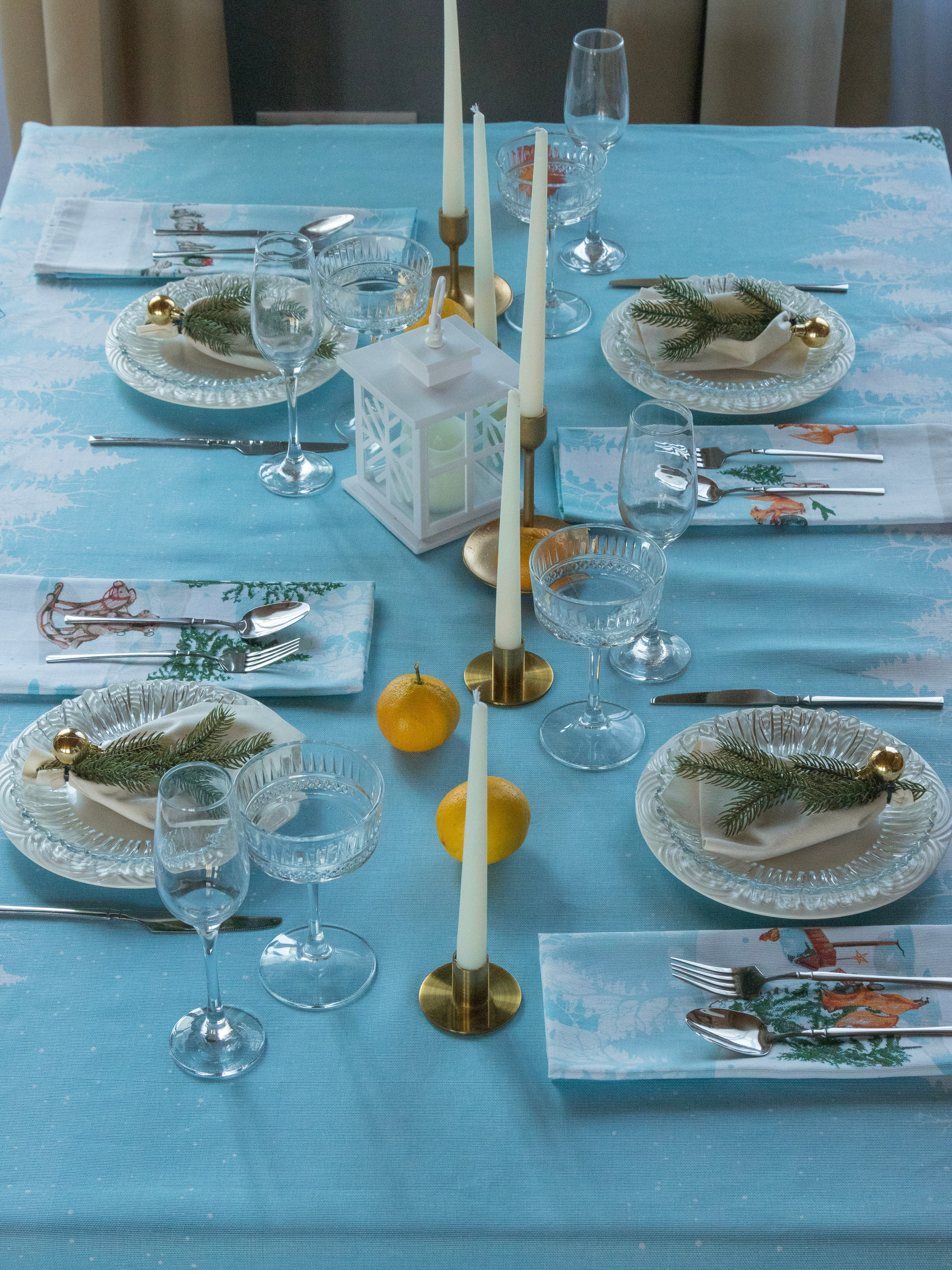 Скатерть новогодняя. Фотостудия для Wildberries Ozon