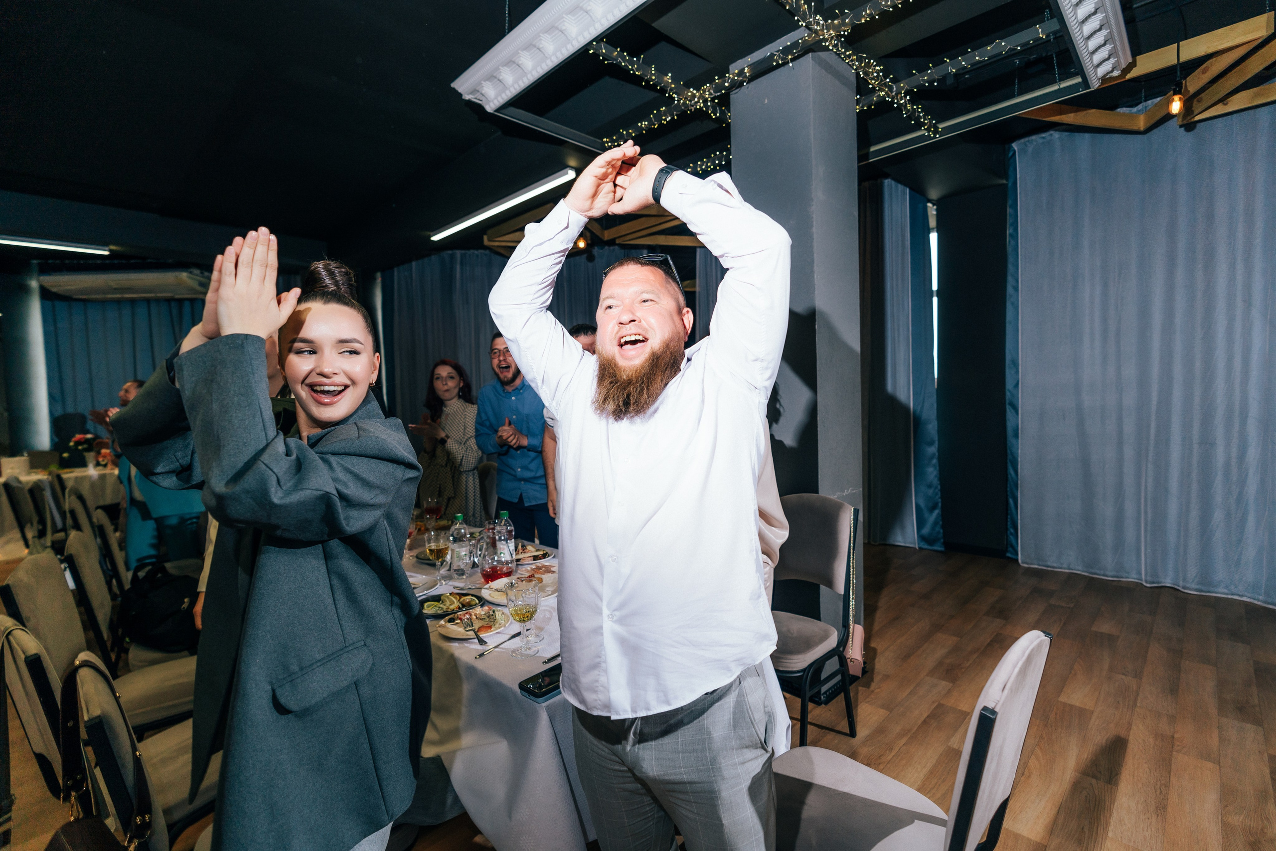 Красный кабриолет. Фотограф Ангарск Иркутск Ксения Король