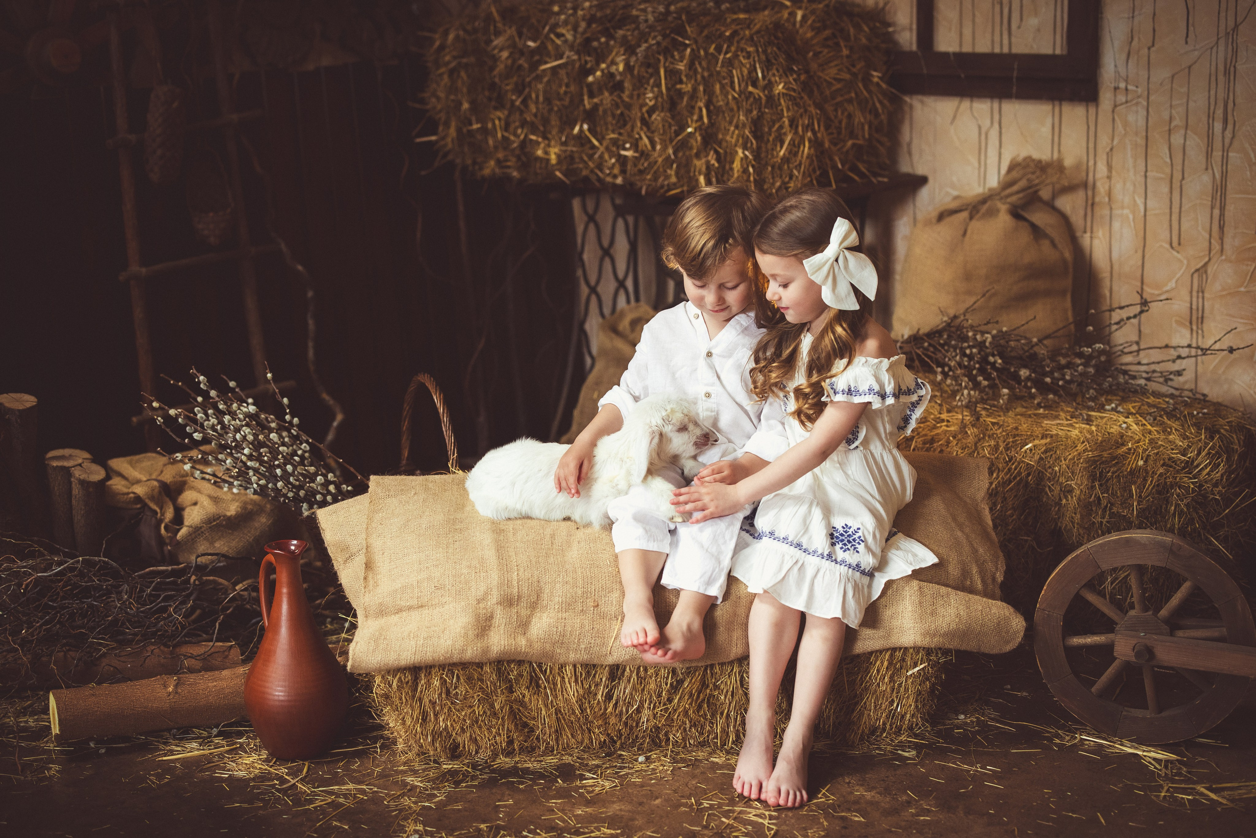 Пасхальный фотопроект с козочкой и утятами, в фотостудии «Эль» 2024 г. Семейный и детский фотограф в Краснодаре Анна Трашкова