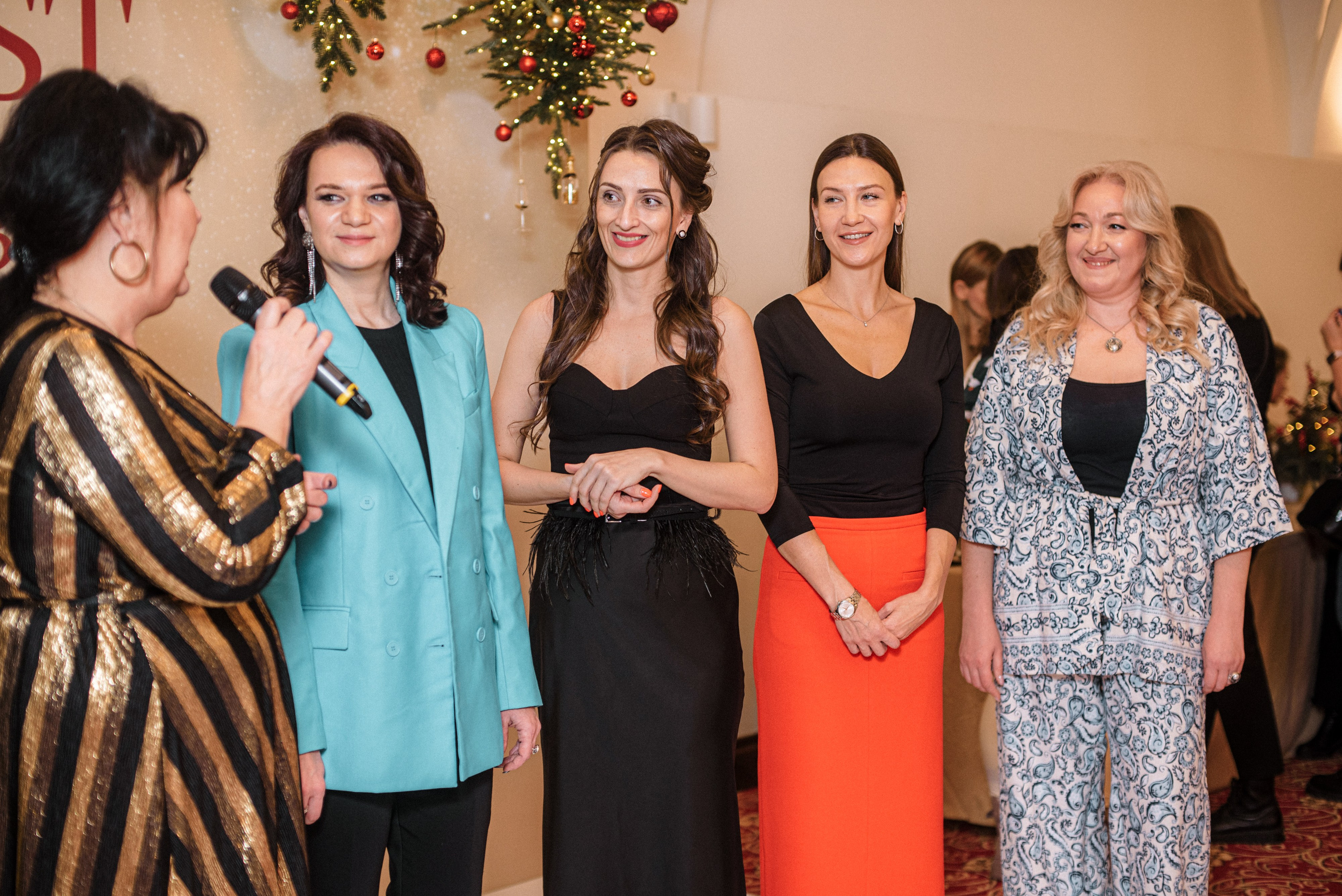 Парфюмерный салон VAST Москва // Зима 2023. Фотограф Элина Брусенцева