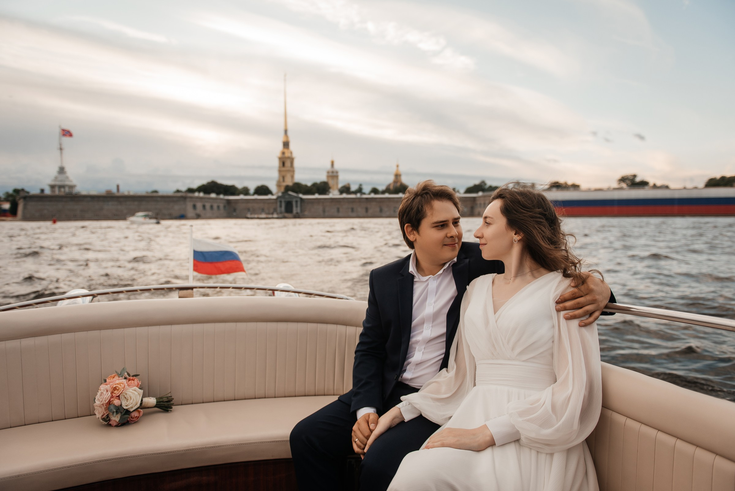 свадебная фотосессия на&nbsp;катере Venezia Nord