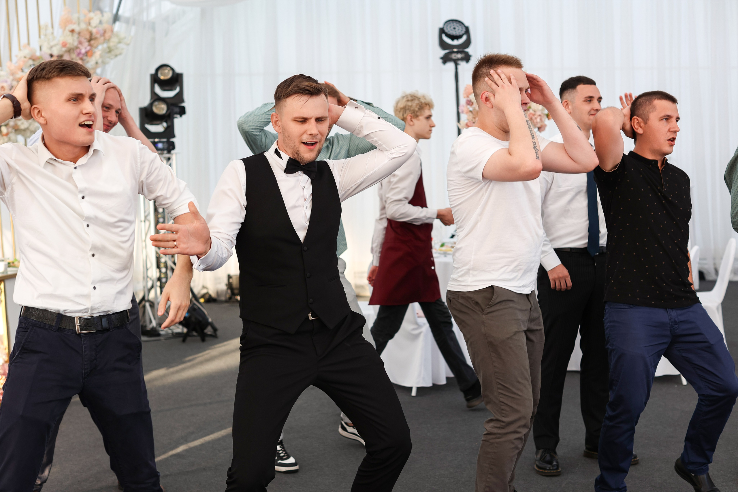 Ярик и Полина. Свадебные фотограф и видеограф в Минске Голдосовы Марина и Вадим