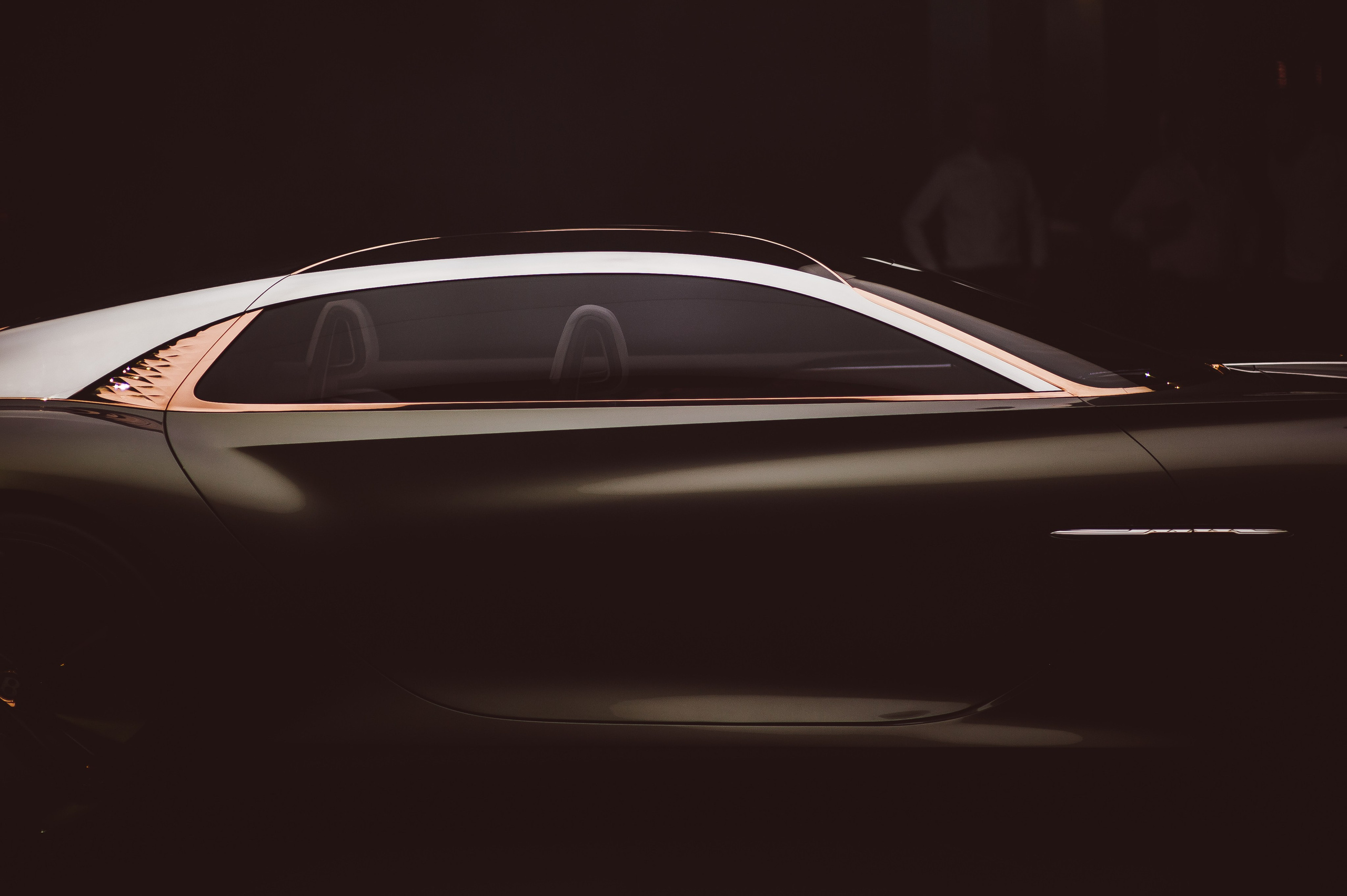 Премьера Bentley100EXP, Кру Великобритания. Репортажный фотограф Андрей Бузин