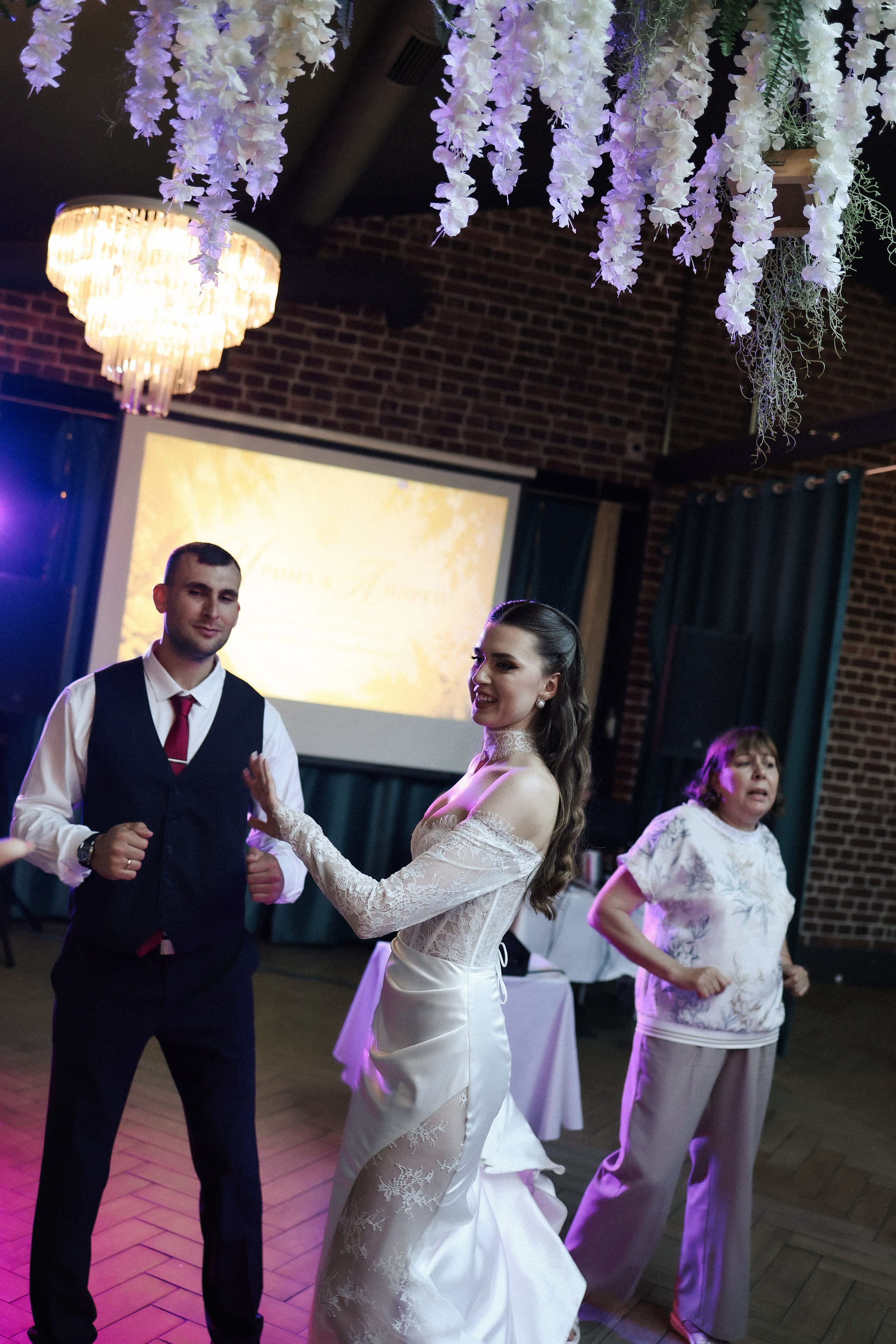 И. + А. Усадьба Воронцово, Radisson Blu Olympiyskiy, банкет в ресторане Mansard Restaurant And Hall. Свадебный и семейный фотограф в Москве Света Снимает