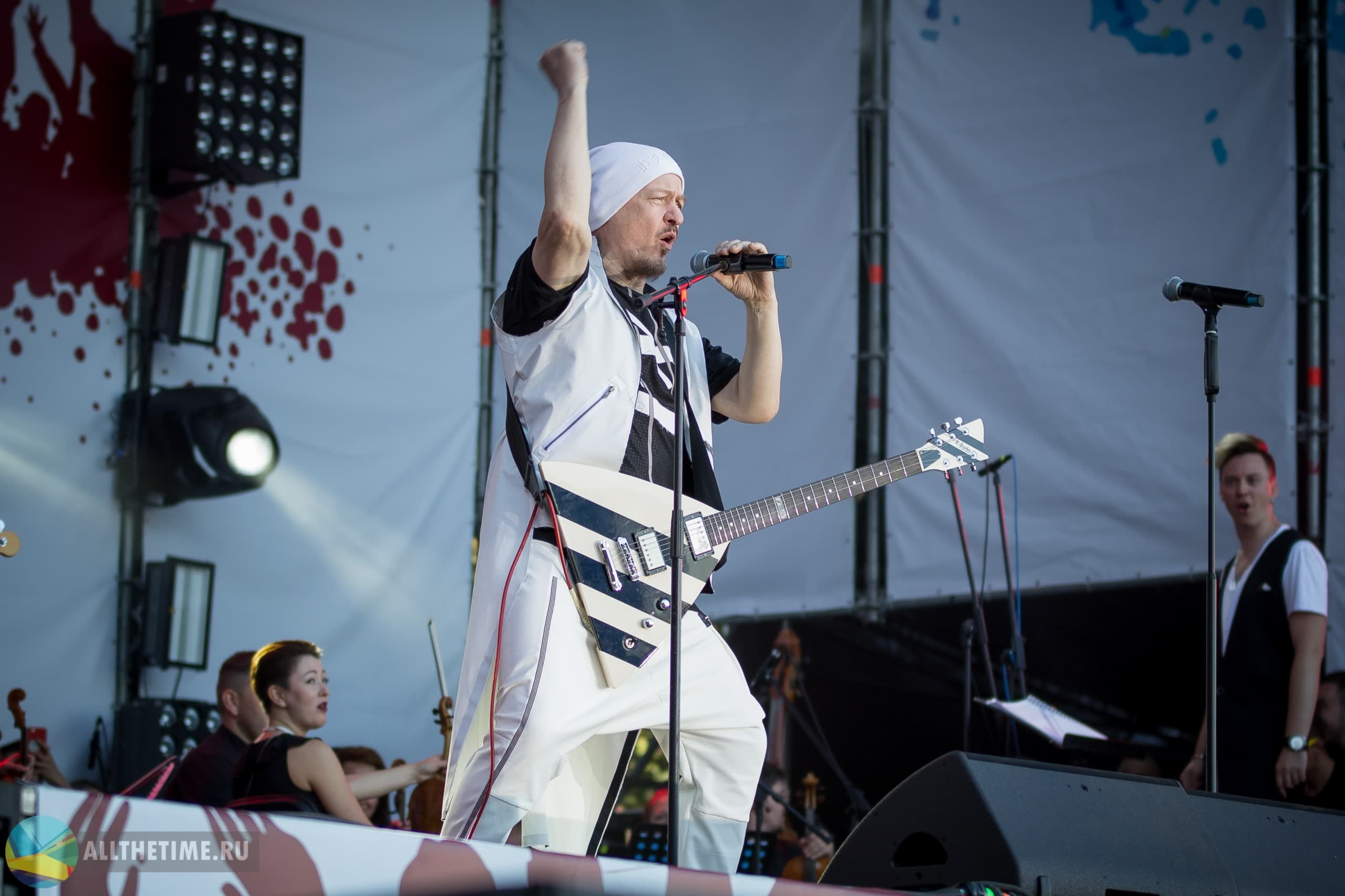 НАШИ В ГОРОДЕ. Магия музыки в кадре: Концертная Фотография