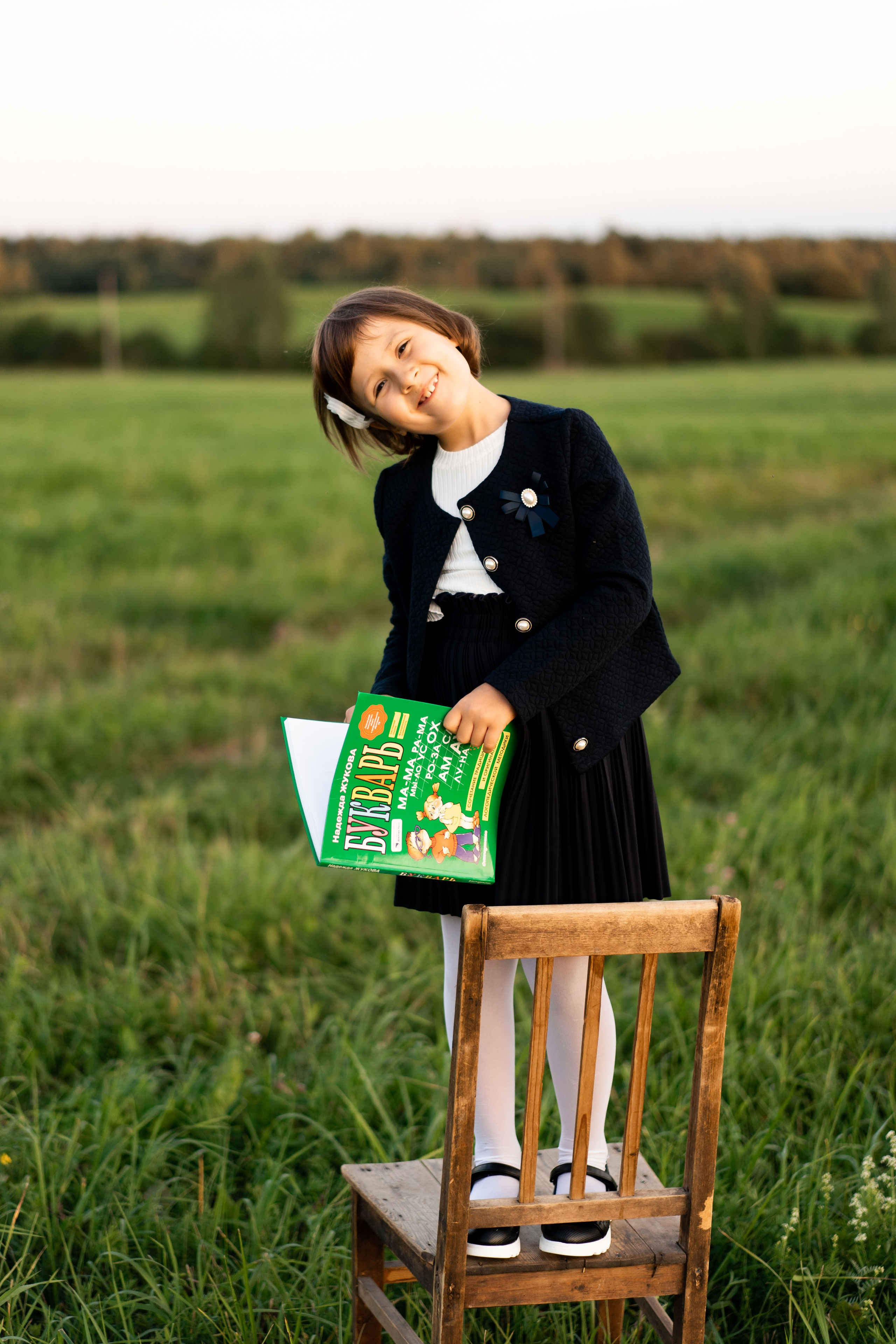 Майя. Первый раз в 1 класс. Семейный и детский фотограф в Санкт-Петербурге Дарина Герчиу