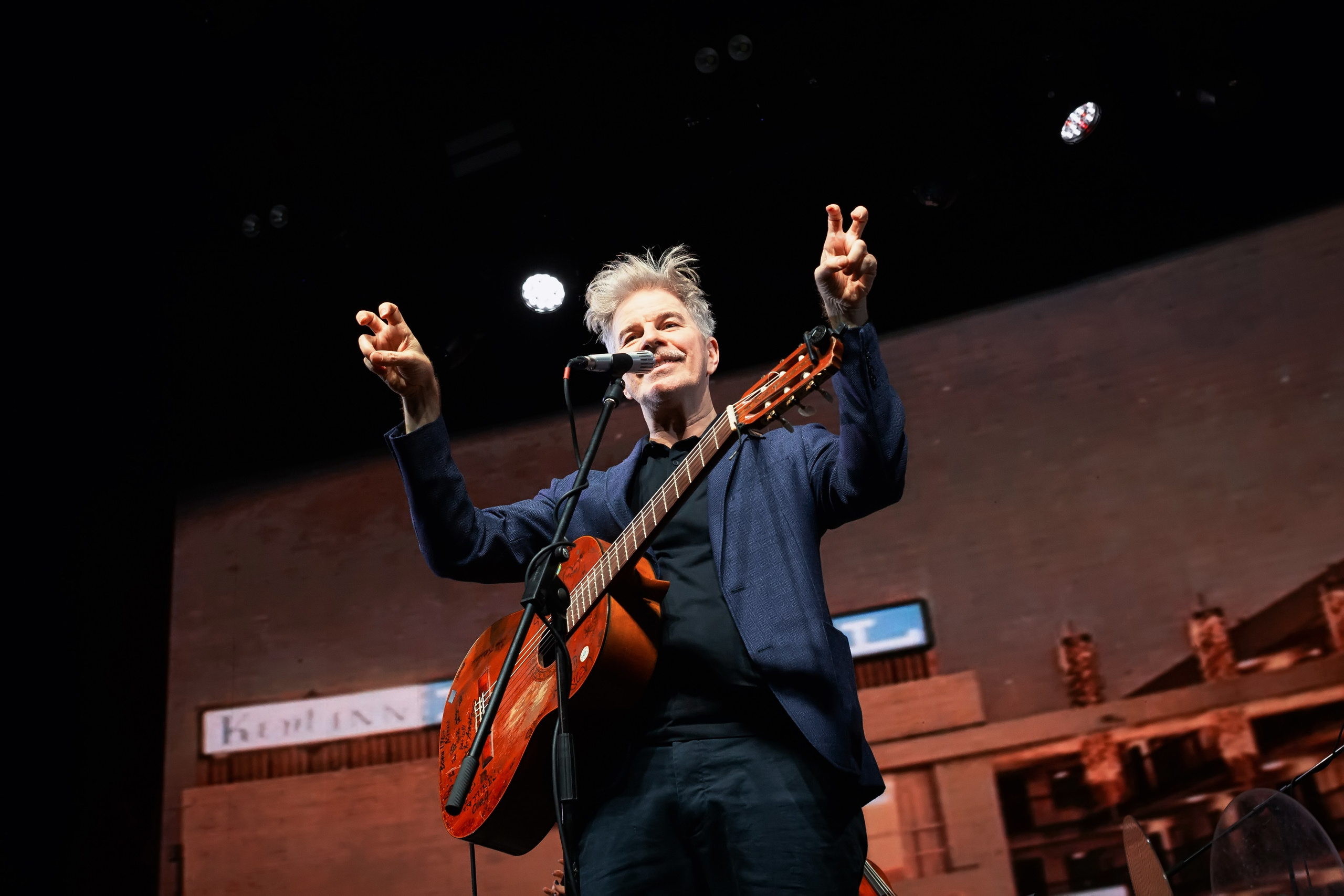 концертный фотограф в Санкт-Петербурге, фоторепортаж с концерта группы Brazzaville в клубе Аврора (Aurora Concert Hall) март 2026