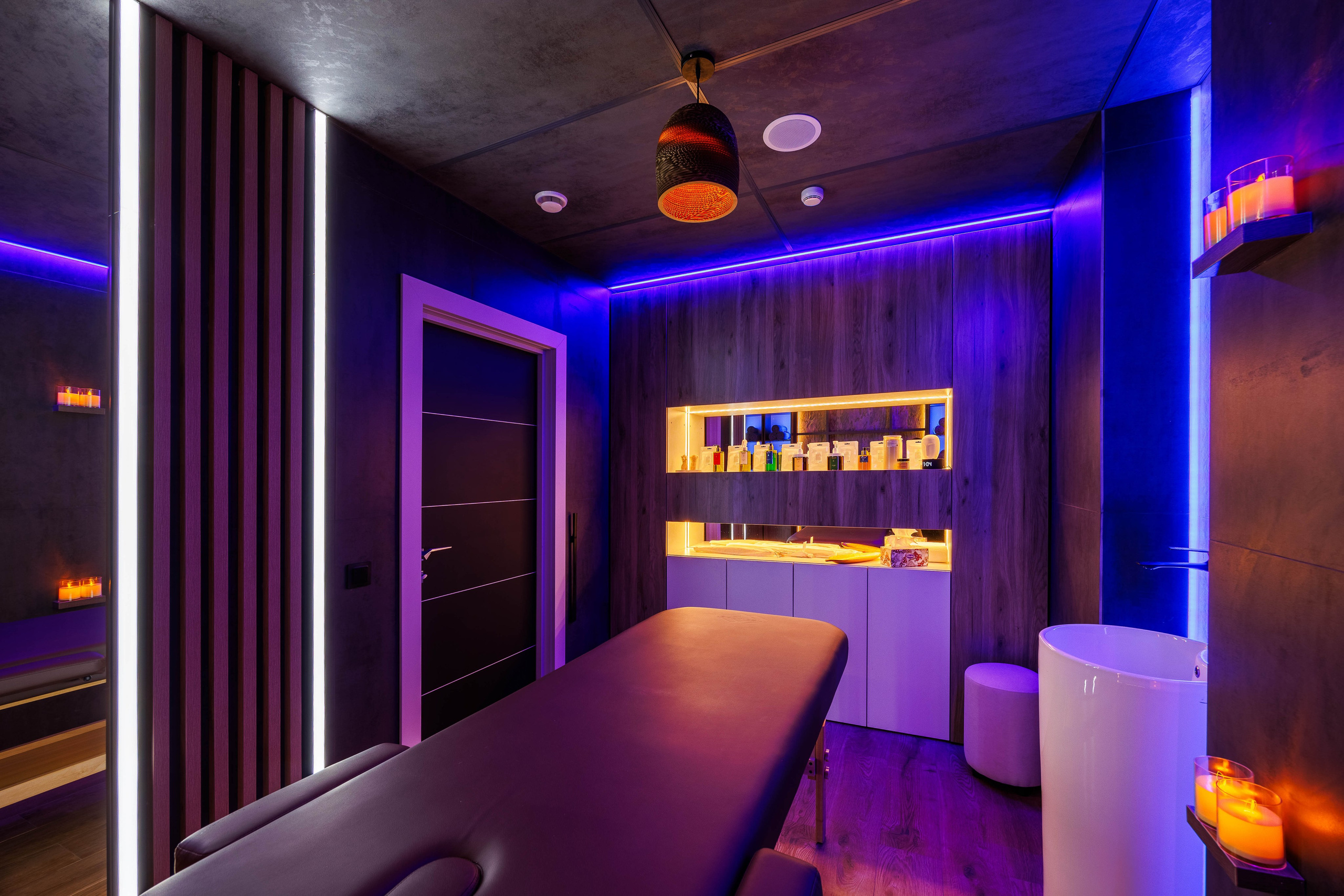 RIVER FITNESS BOUTIQUE