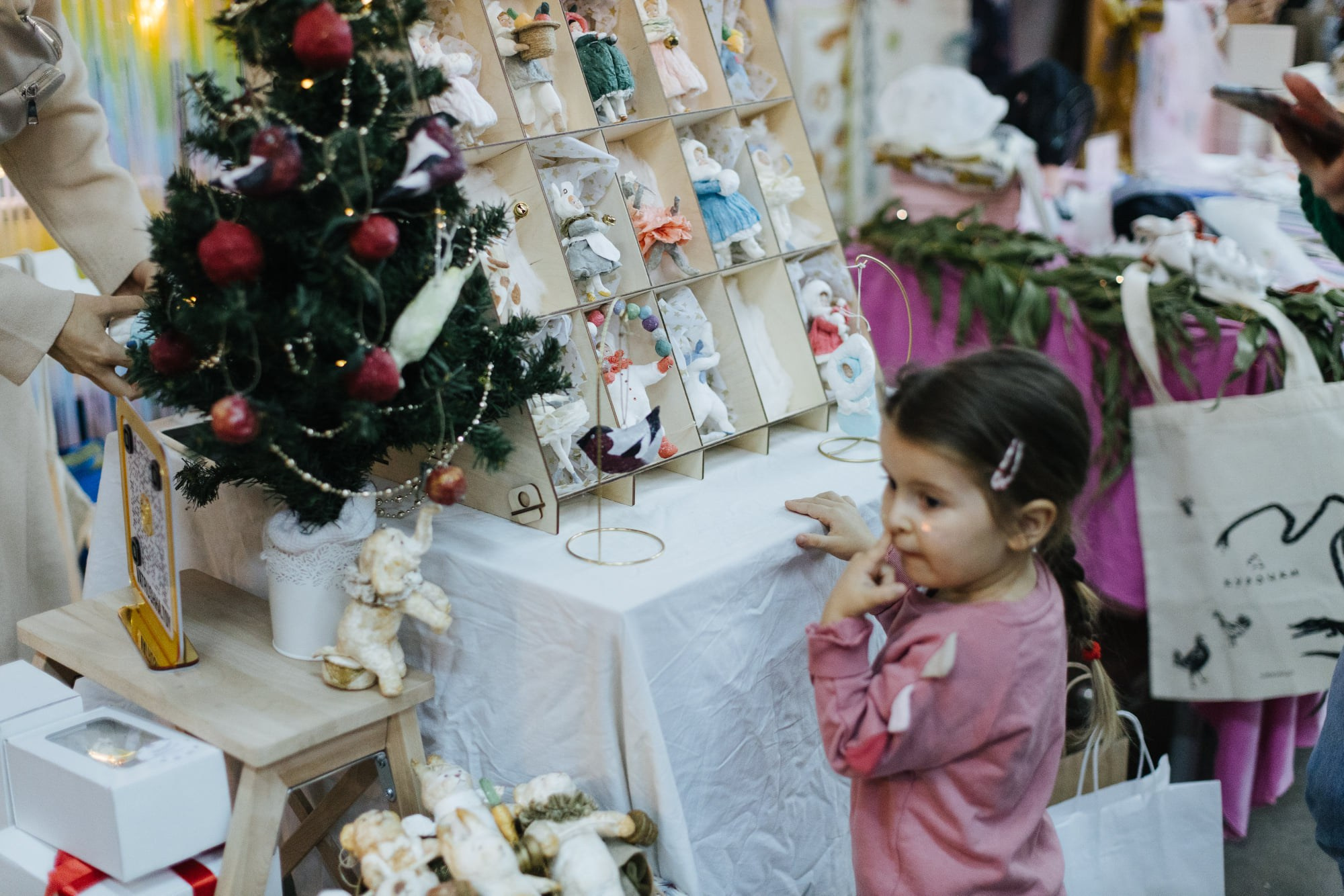 25–26 декабря 2021 на Трёхгорной мануфактуре. Фотоотчеты «Ламбада-маркета»