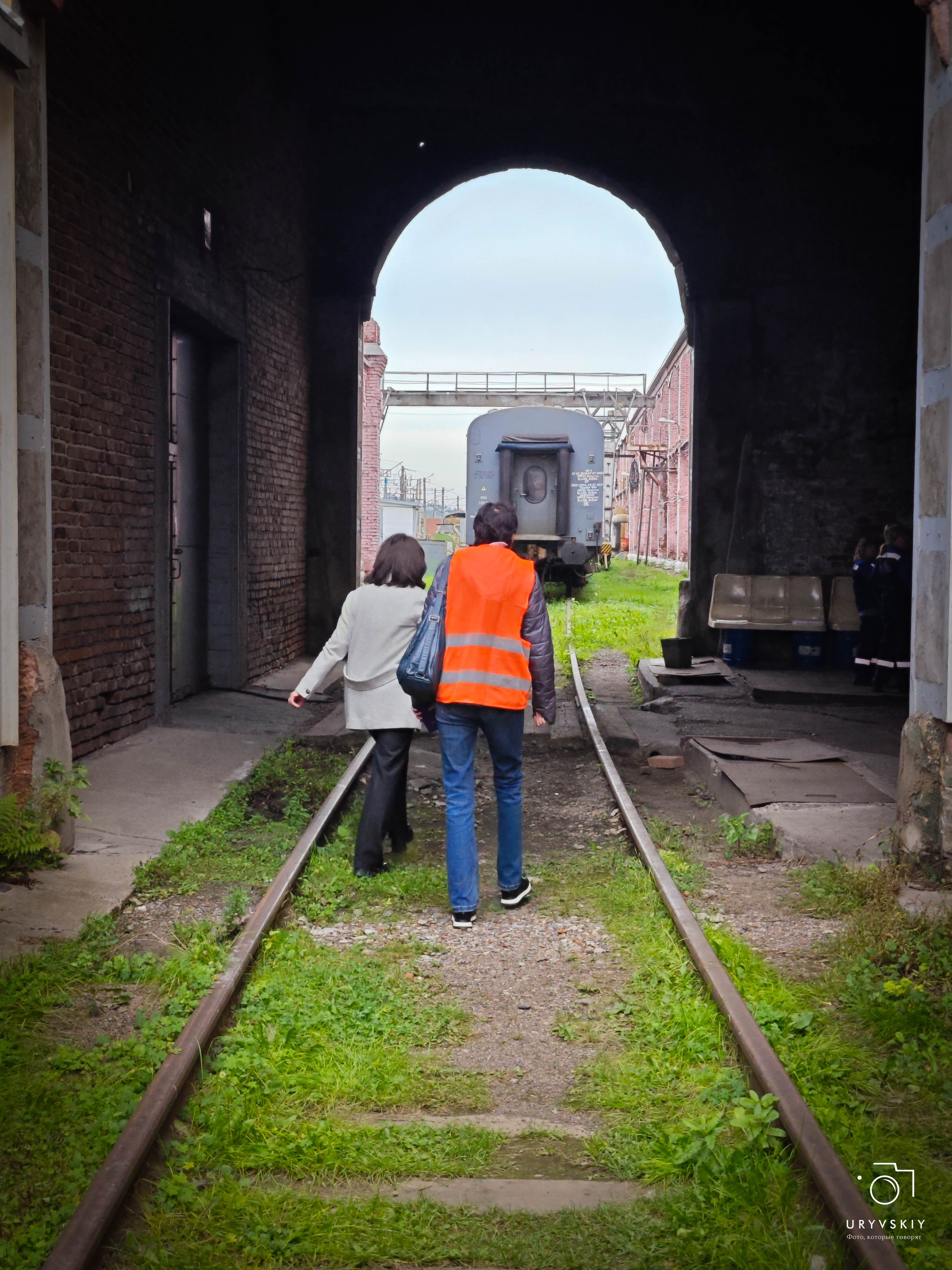 Красноярский электровагоноремонтный завод. Игорь Урывский. Фотограф Красноярск