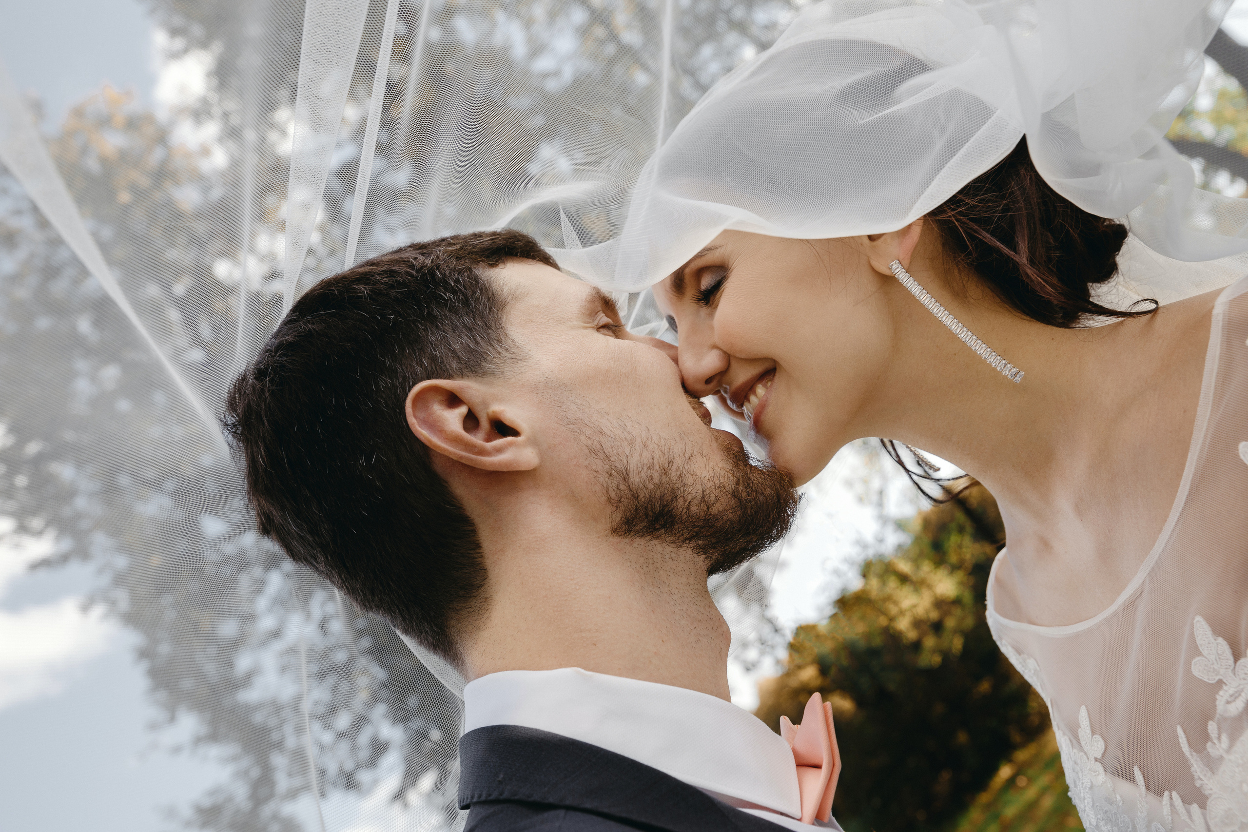 Свадебный фоторепортаж и поиск фотографа на свадьбу Евгений Топаз. Свадебный репортажный фотограф во Владимире Евгений Топаз