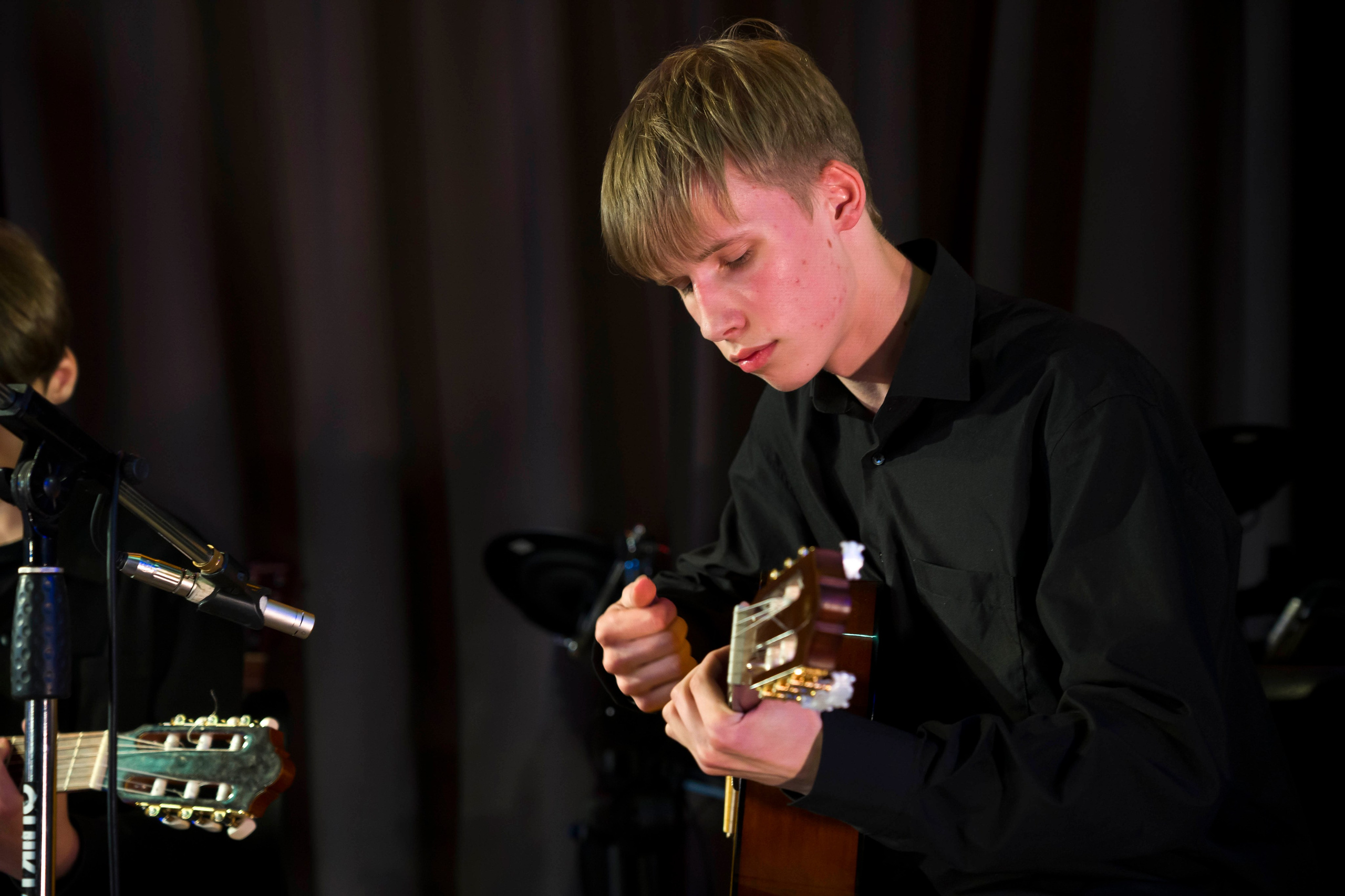 Концерт вокальной студии. Фотограф в Санкт-Петербурге. Репортажная и все съёмки для бизнеса