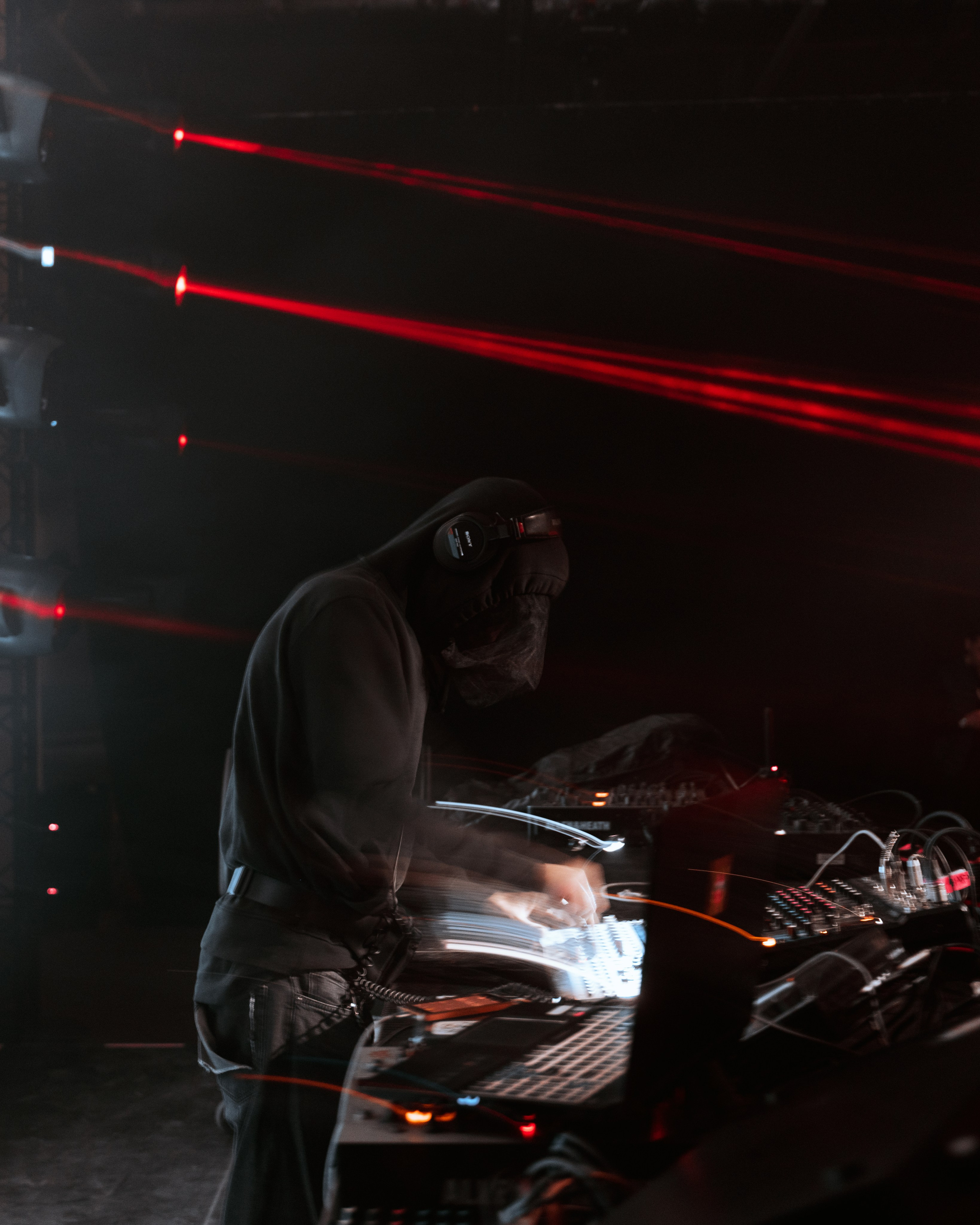 NUR 2024. @tomrus: Рустам Шагиморданов — фотограф