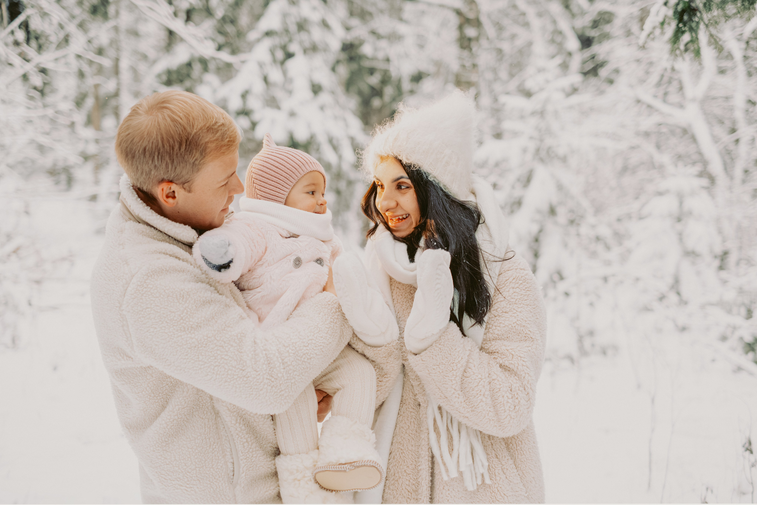 Зимняя история Яны, Леши, Мии и Фанты. Семейный и детский фотограф в Санкт-Петербурге