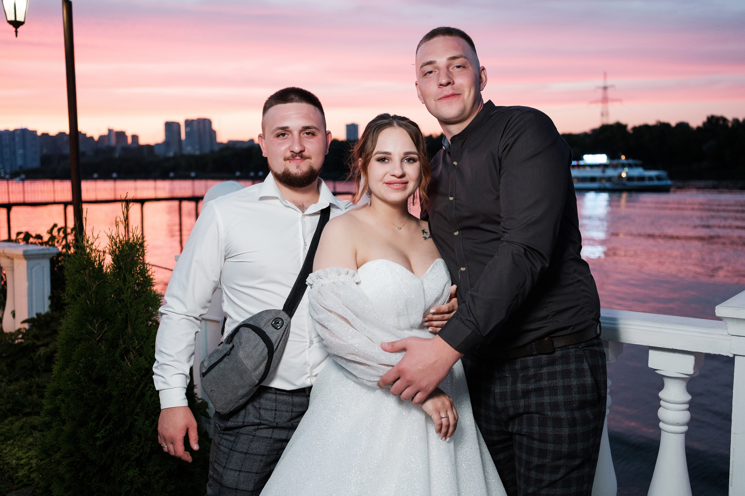 Максим и Дарья. Свадебный фотограф | репортаж | праздники | крещение