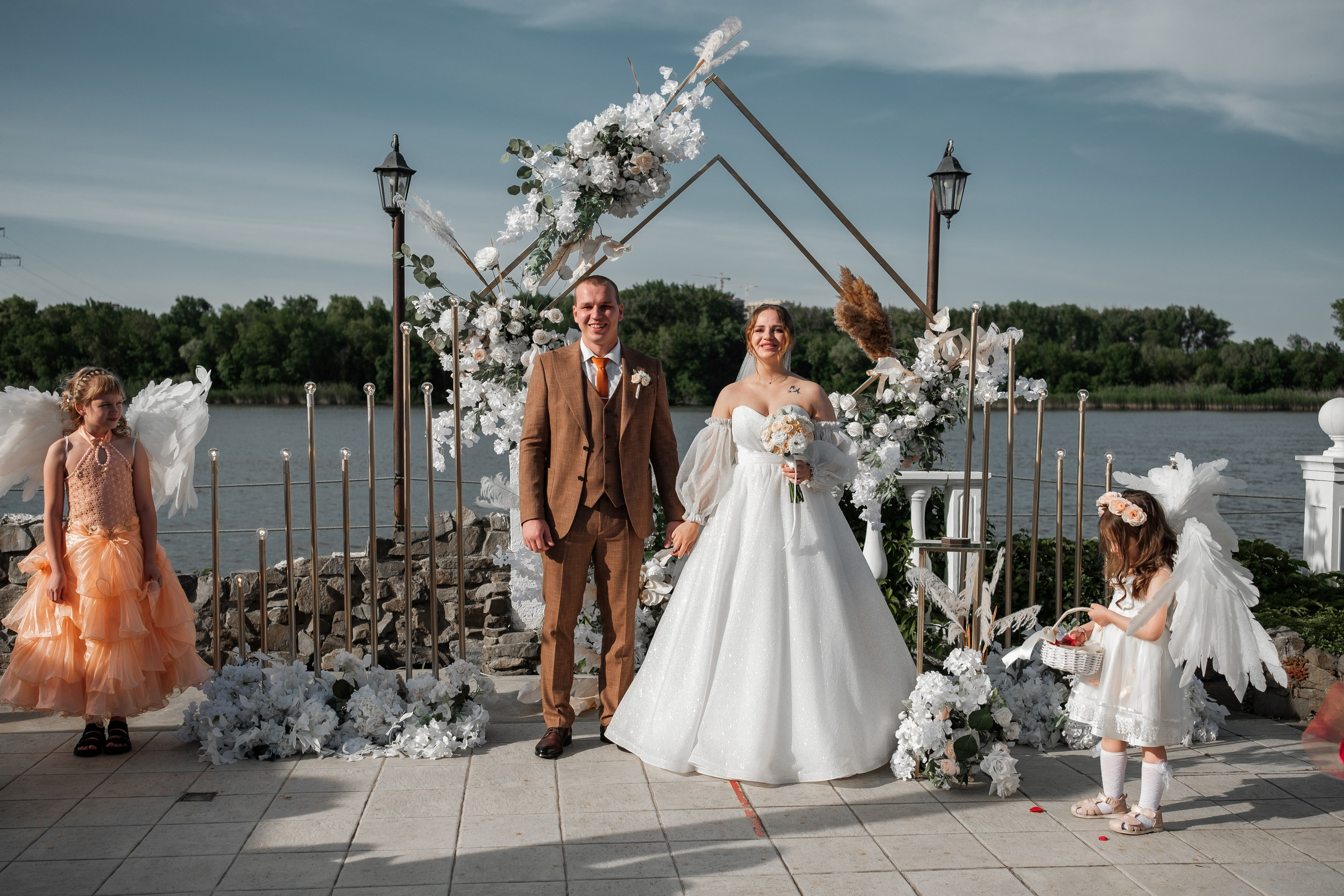 Максим и Дарья. Свадебный фотограф | репортаж | праздники | крещение