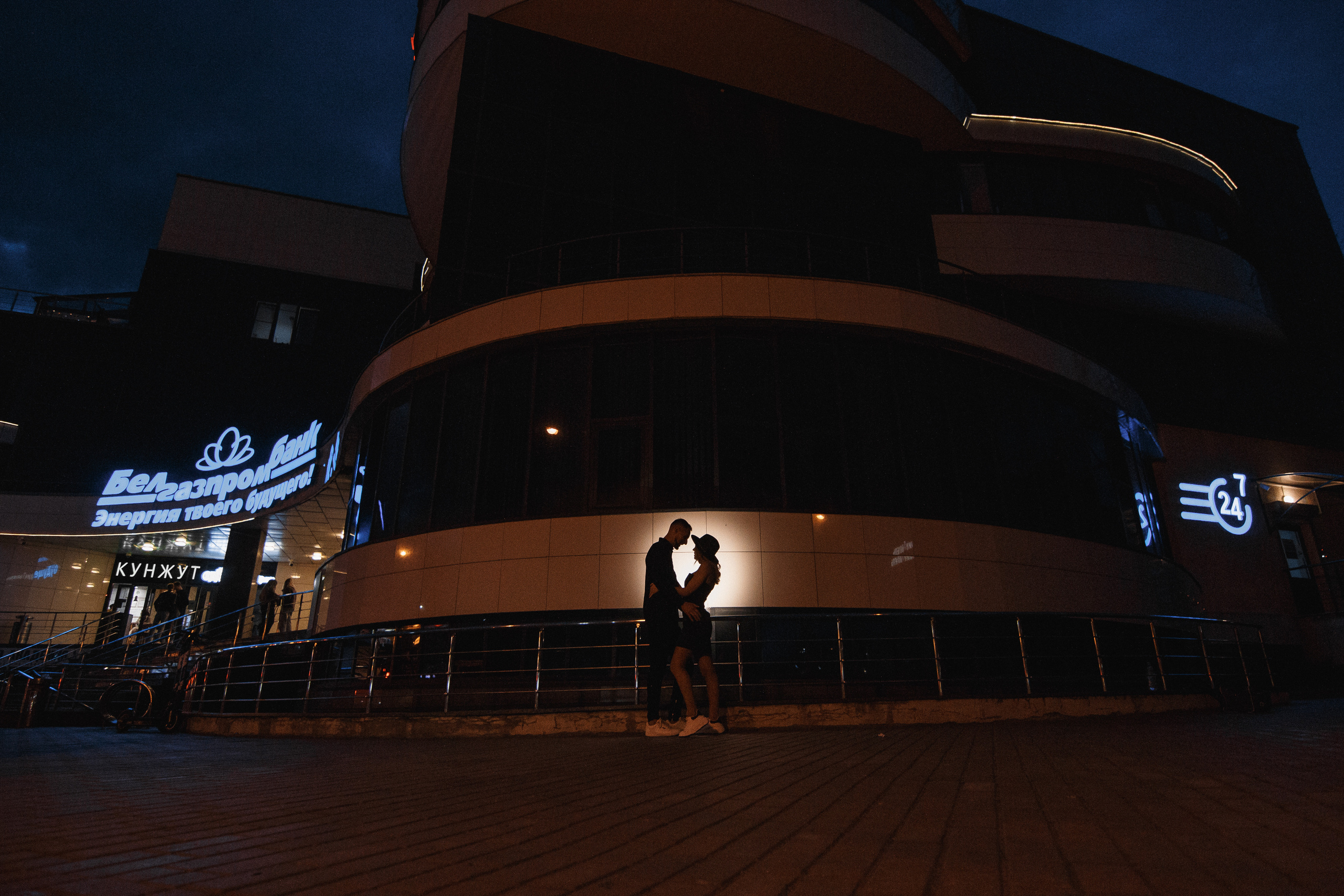 Фотограф лав стори. Свадебный и репортажный фотограф Минск Гомель. Андрей Воробьёв