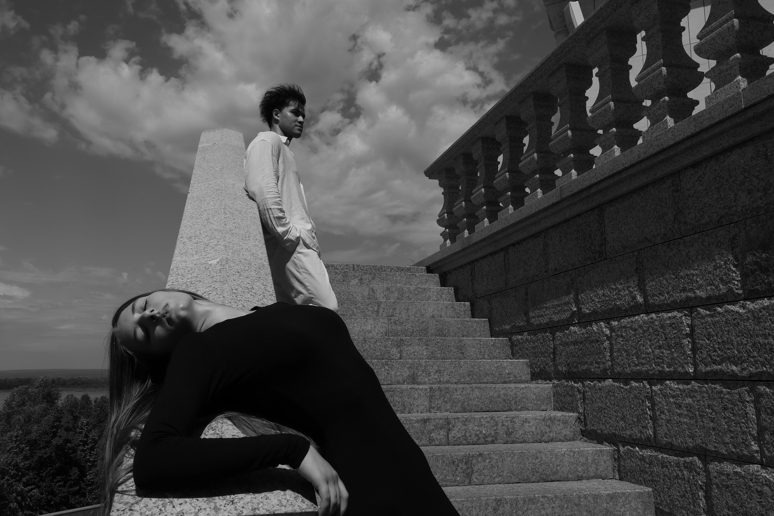 Фотосессия в Самаре у Ладьи. Фотограф Олег Слеб Творческая фотосессия в Самаре. Фотограф Олег Слеб