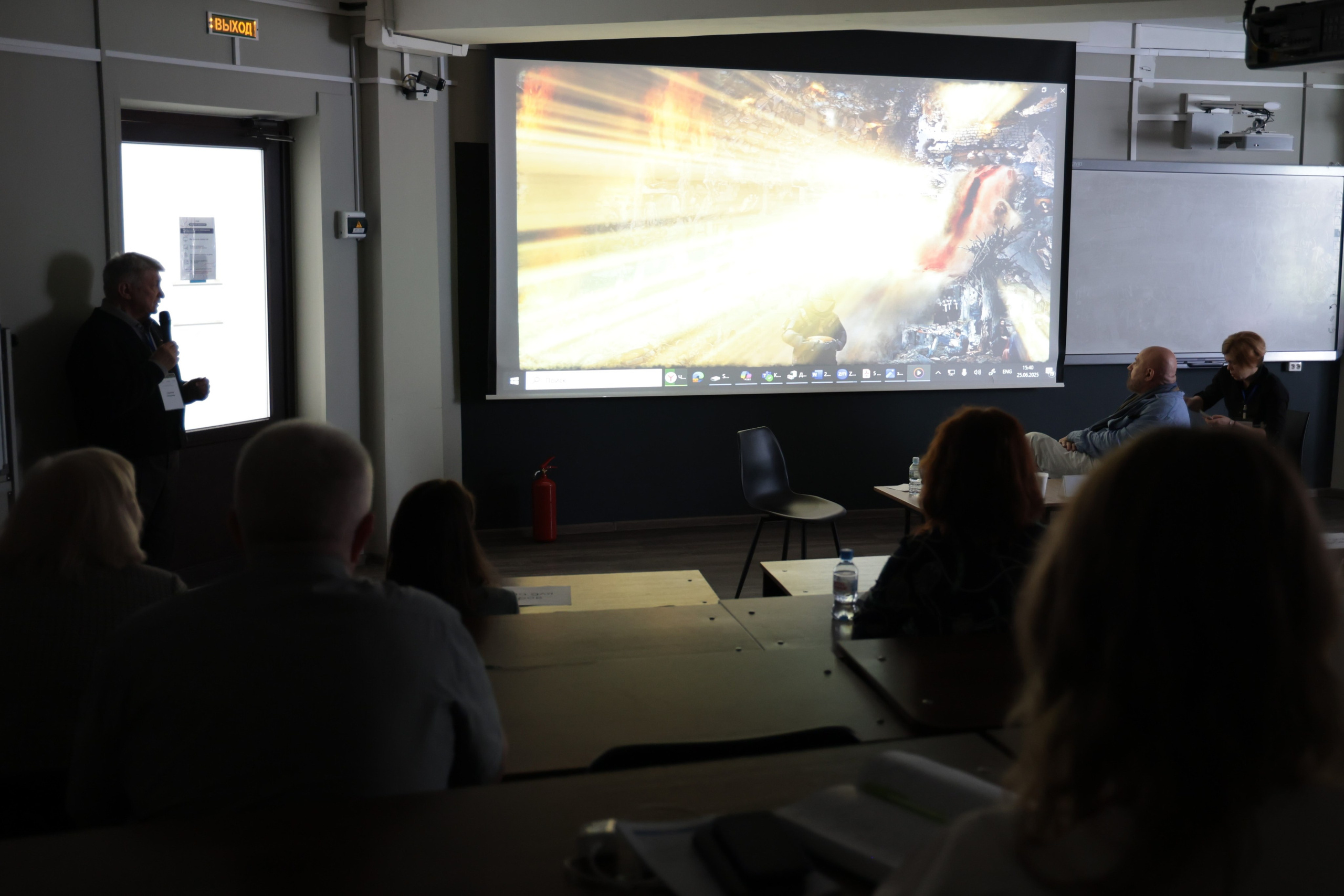 Павел Каплевич, репортажный фотограф, репортажный фотограф Санкт-Петербург, фотограф СПб, семинар, Александр Сокуров, портретный фотограф, портретный фотограф СПб