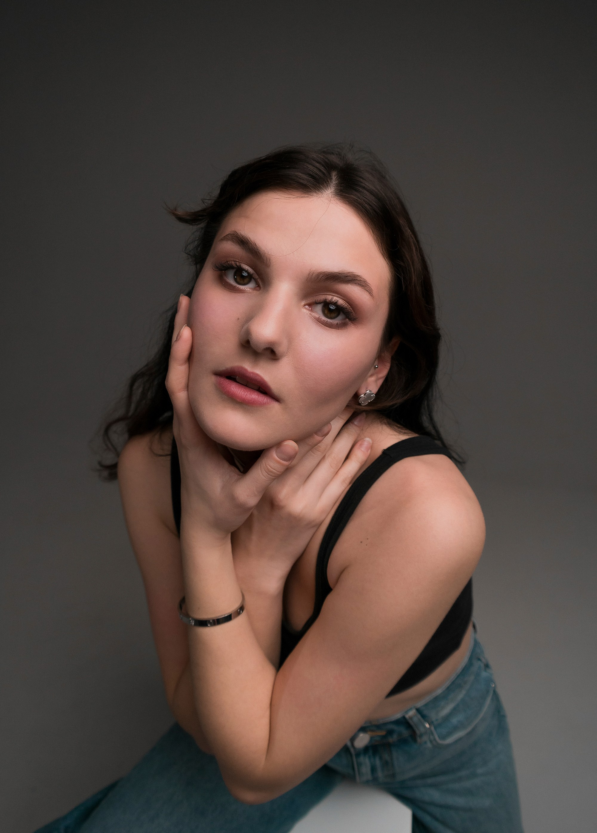 Фотосессия индивидуальная в Краснодаре. AI Фотограф Краснодар: мужские и женские фотосессии, стилизация съемки. Нейро-фотосессии онлайн