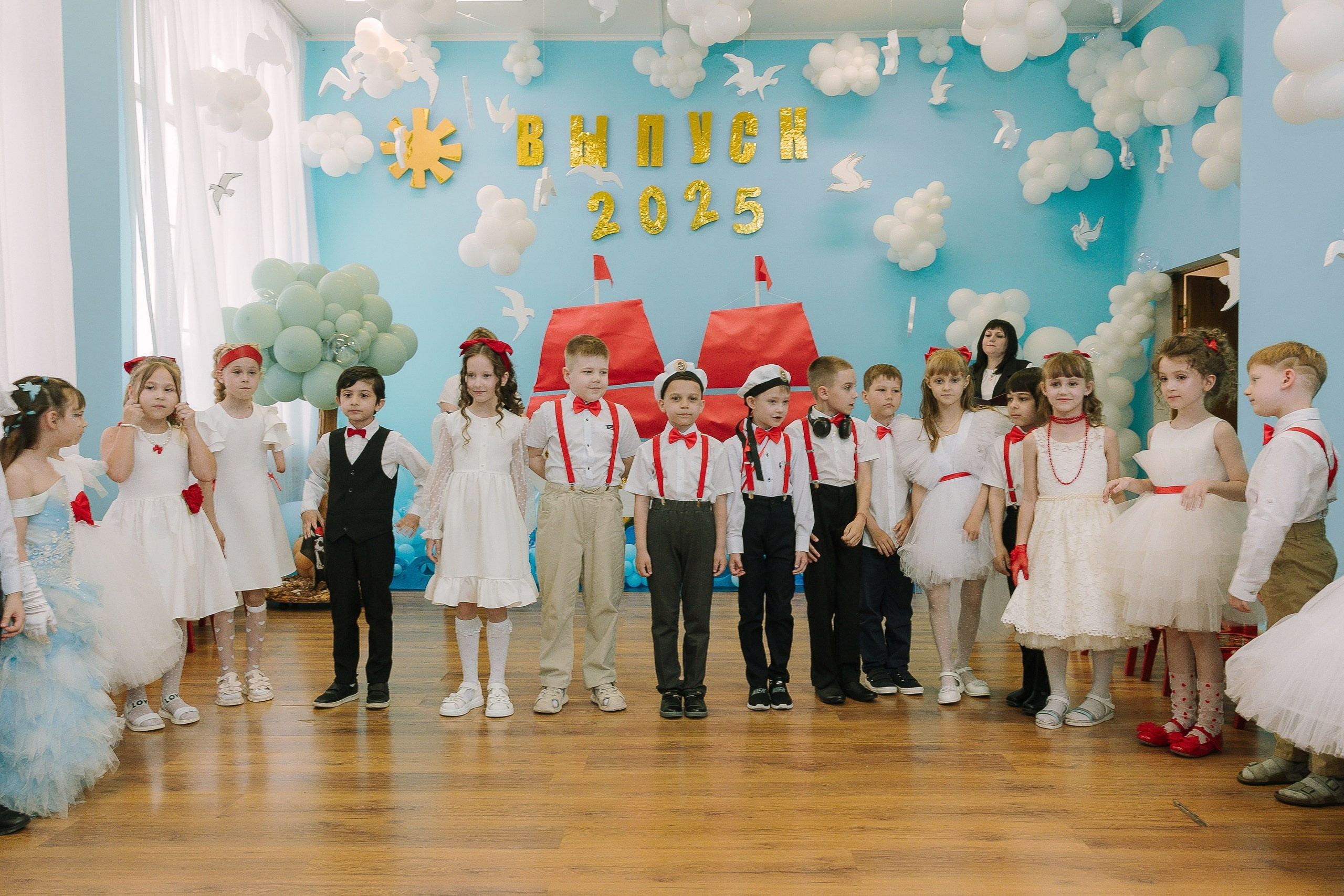 Выпускной 10 ДС. Выпускные альбомы Натальи Бутко: Новороссийск, Анапа, Геленджик