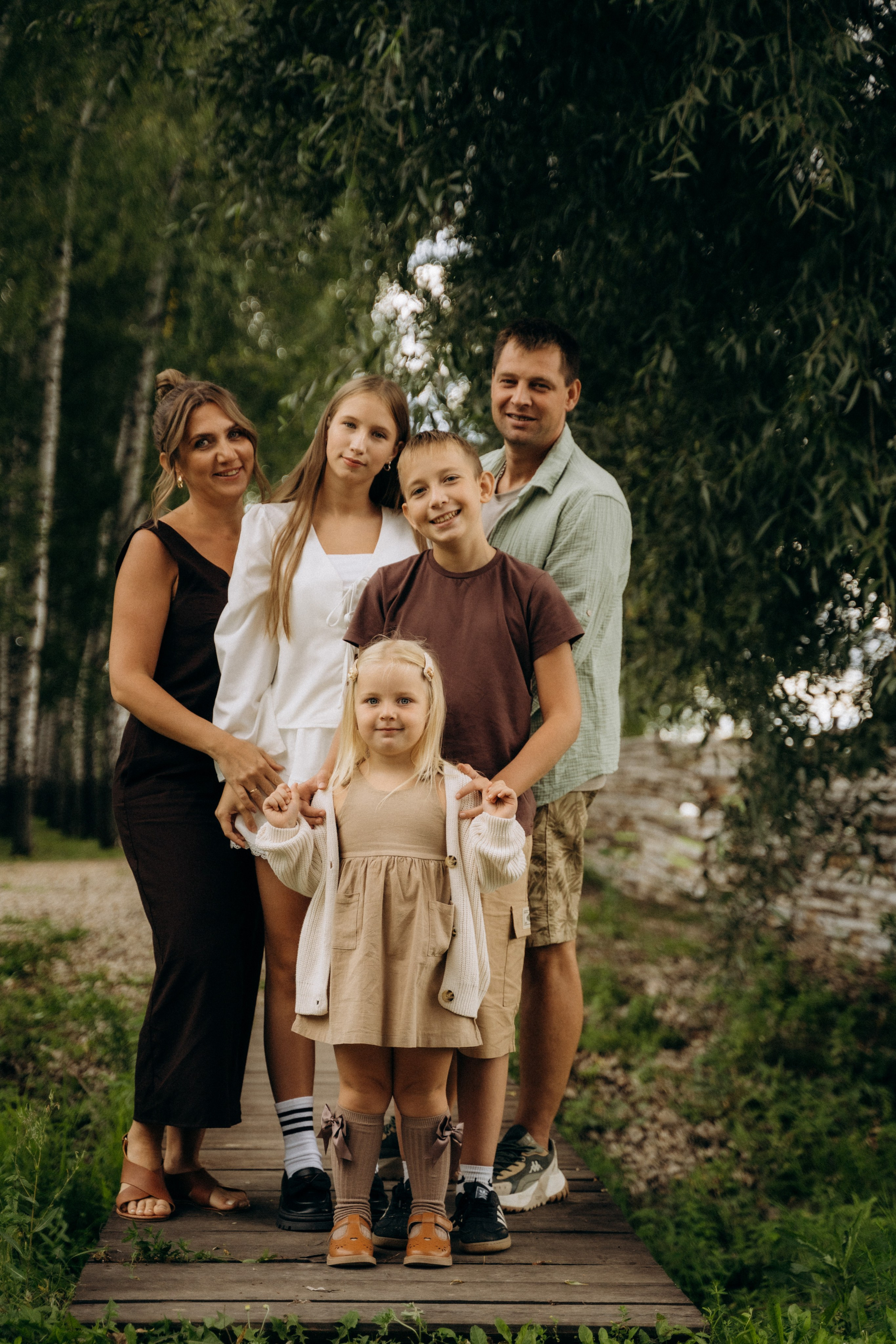 Семья в Березовой роще. Фотограф в городе Бирск Самойлова Екатерина