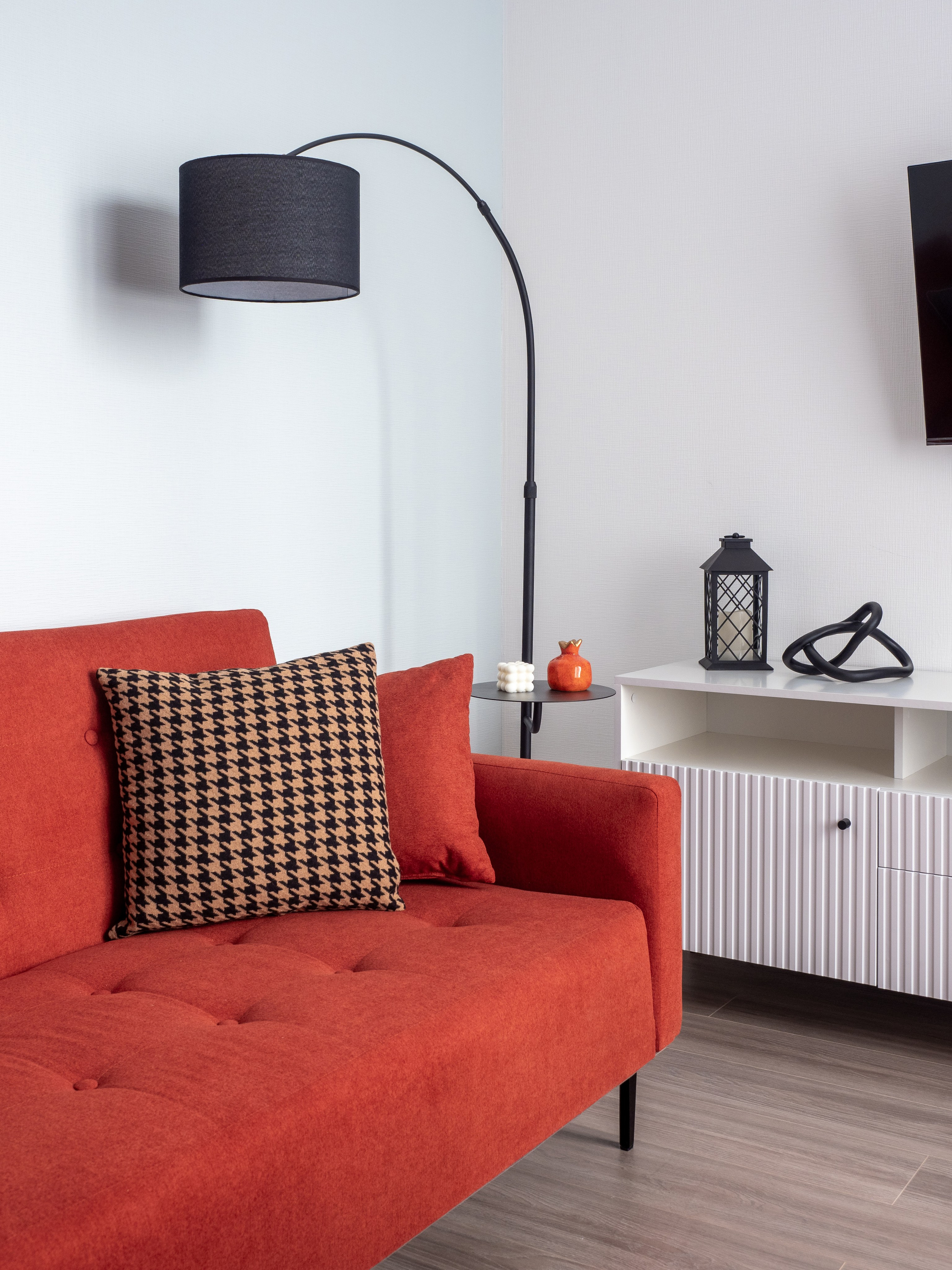 Квартира на Октябрьской наб. 02.10.2024. Сидоров Артем