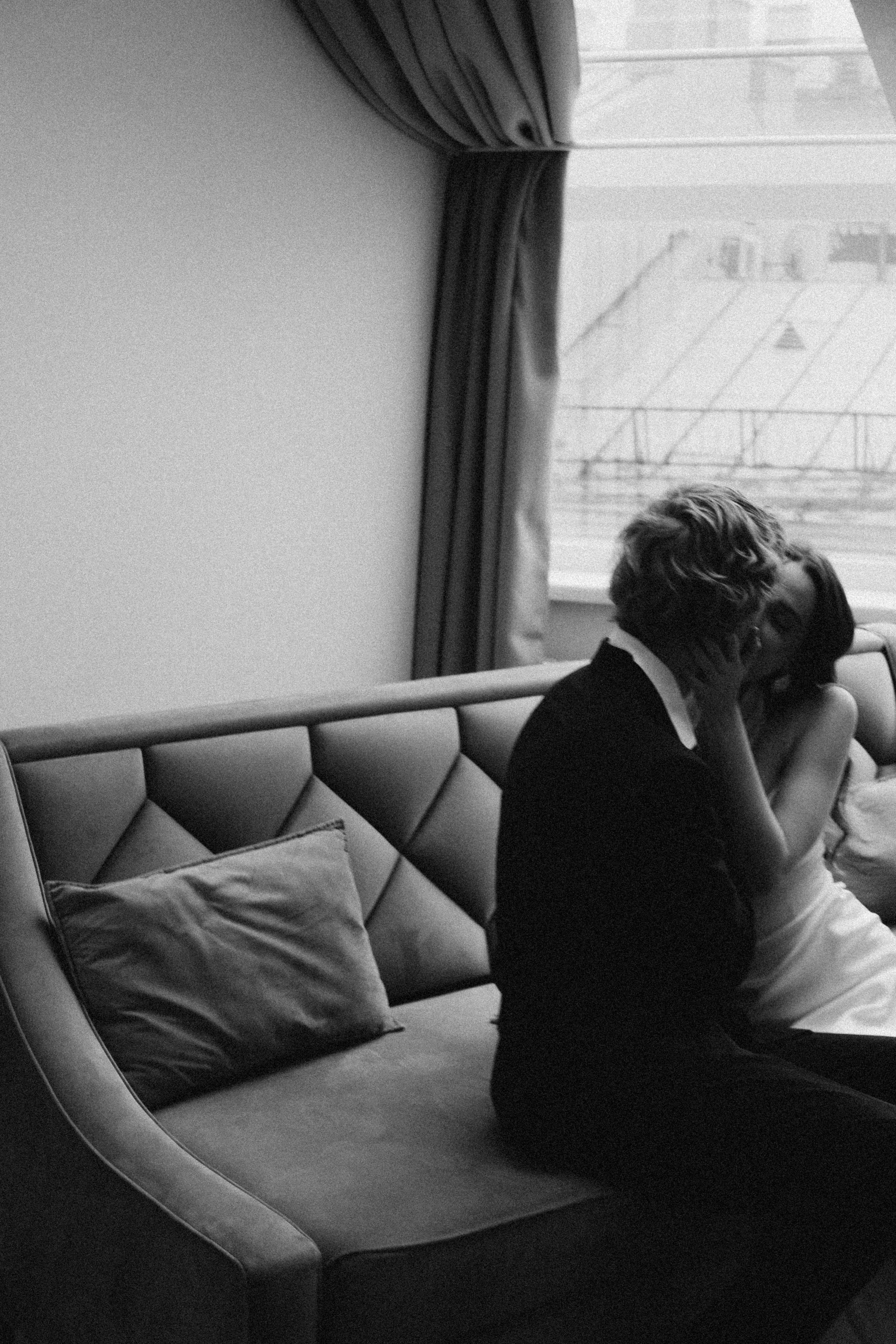 СВАДЕБНАЯ СЬЕМКА В ОТЕЛЕ. СБОРЫ ЖЕНИХА И НЕВЕСТЫ И ТАКЖЕ ТОР И ПОДГОТОВКА К ПРОГУЛКЕ. Профессиональный фотограф, Санкт-Петербург — Виктория Богомолова