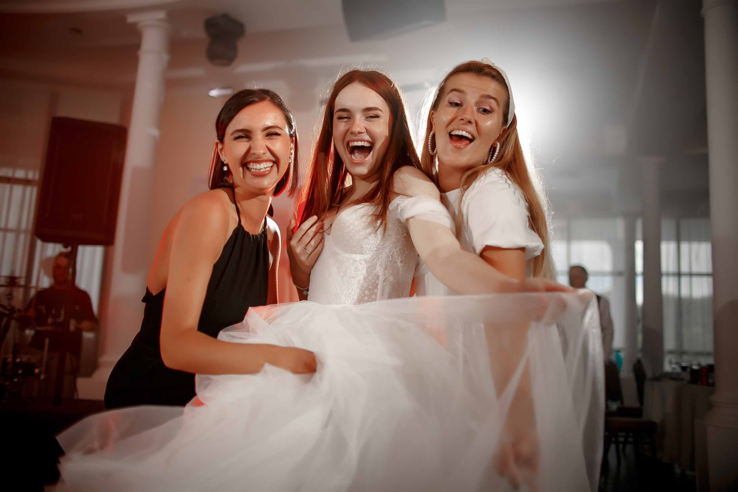 Площадка «Кафе Миллениум». Ваш репортажный фотограф Артемий Антонов