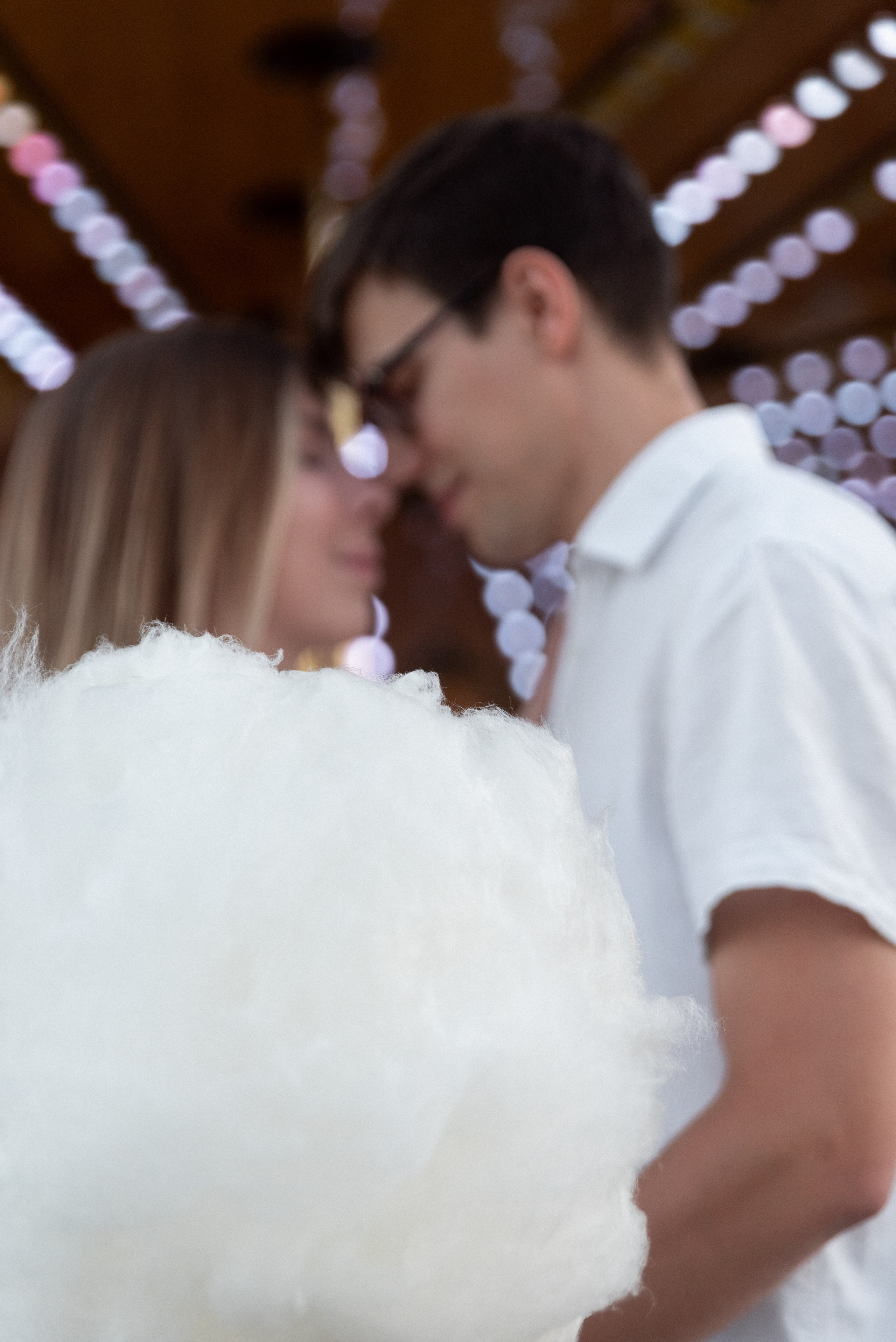 Love Story карусель. Аня и Никита. Фотограф Алеся Груздо Волгоград