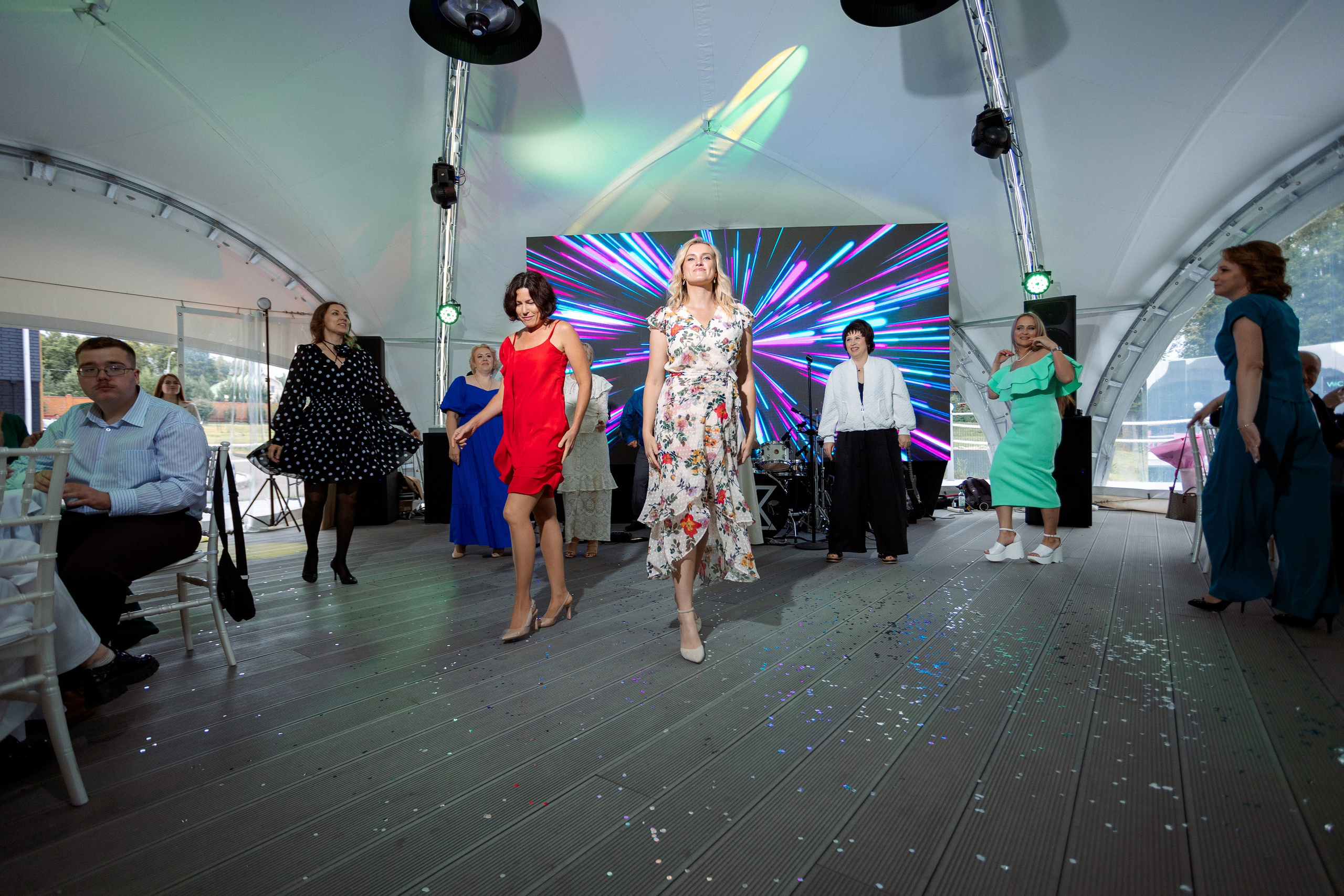 ВЫПУСКНОЙ: Волки-Липки. Все фото. Профессиональный фотограф в Ижевске Леша Петров