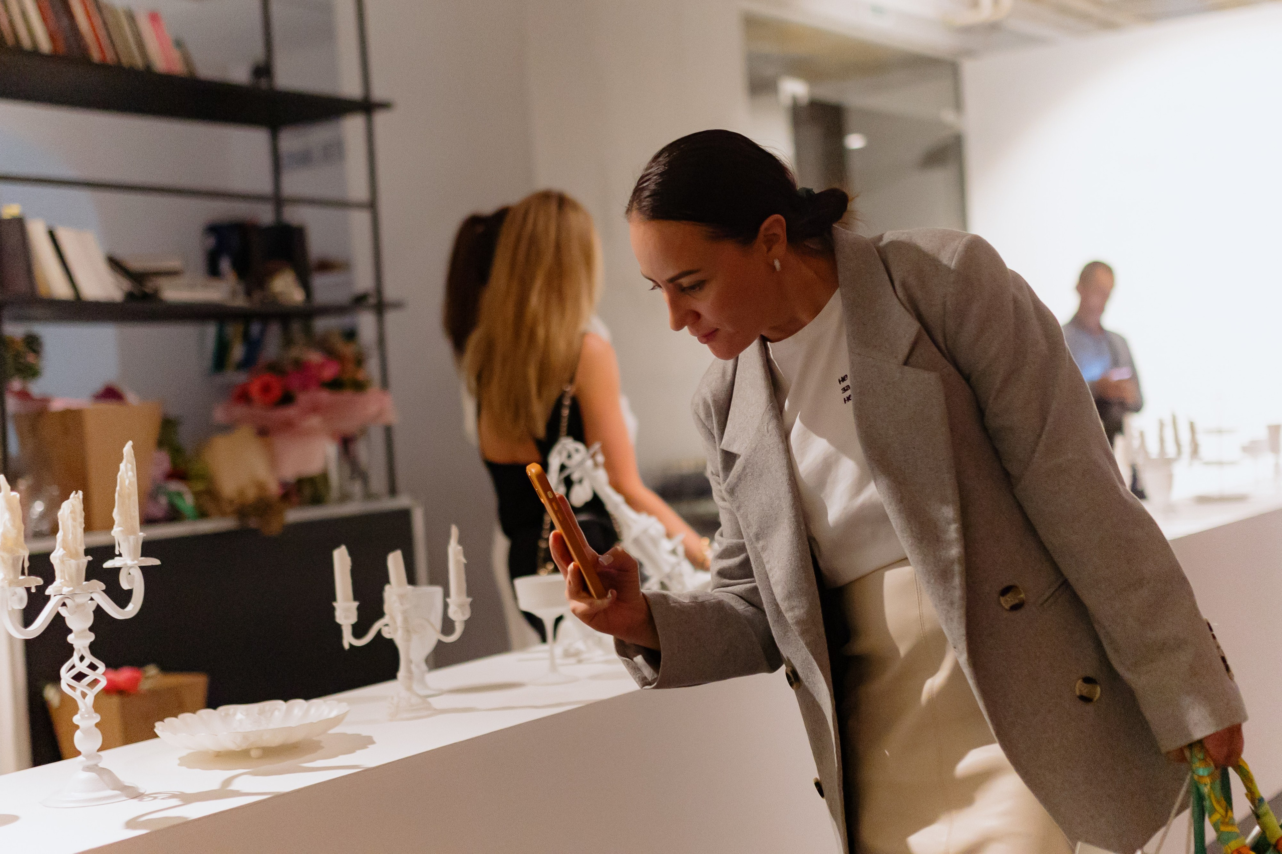 Фотограф на открытие выставки. Свадебный фотограф в Москве Мария Крош