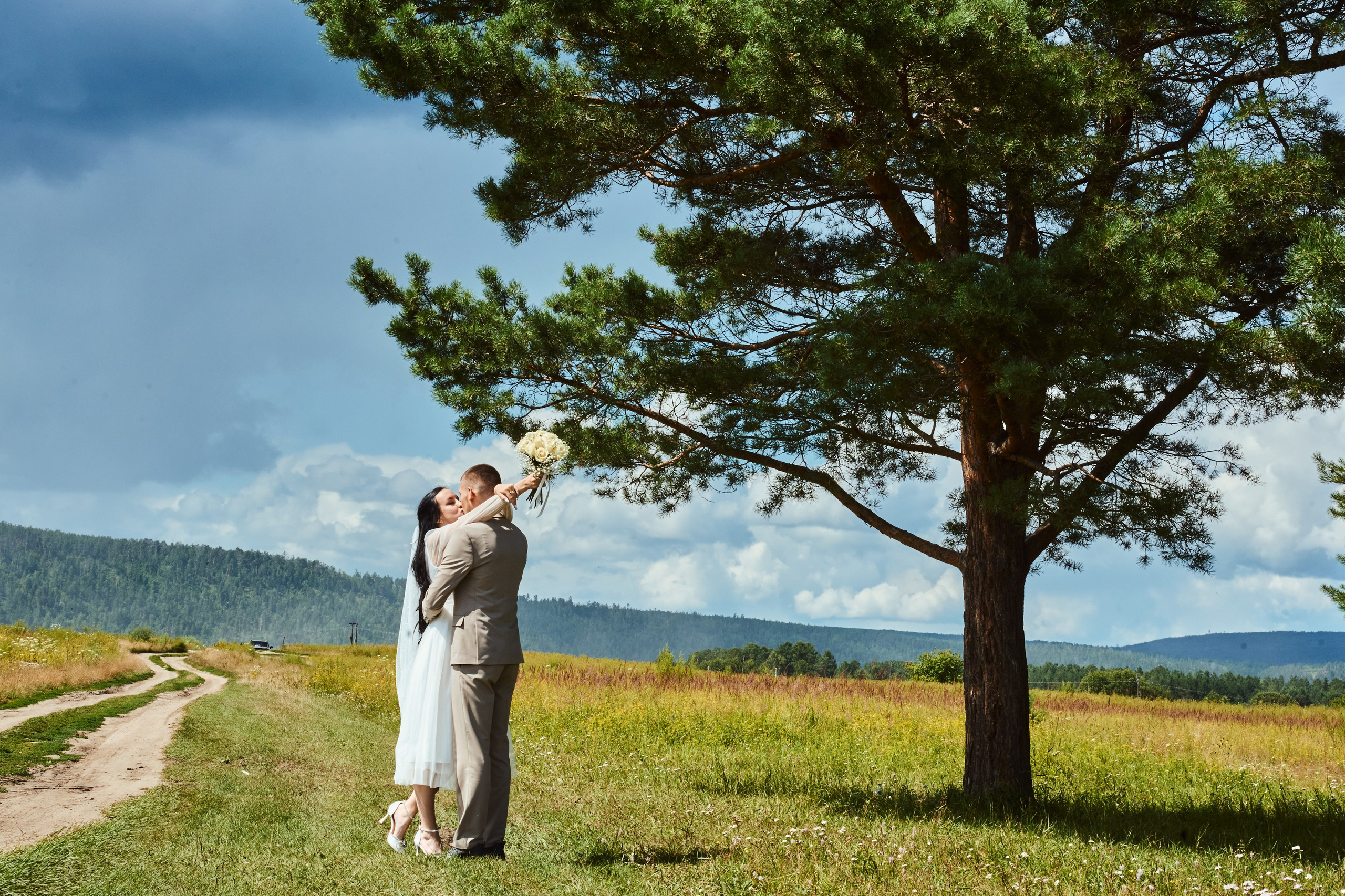 Никита и Виолетта. Свадебный фотограф в Братске. Анастасия Анциферова