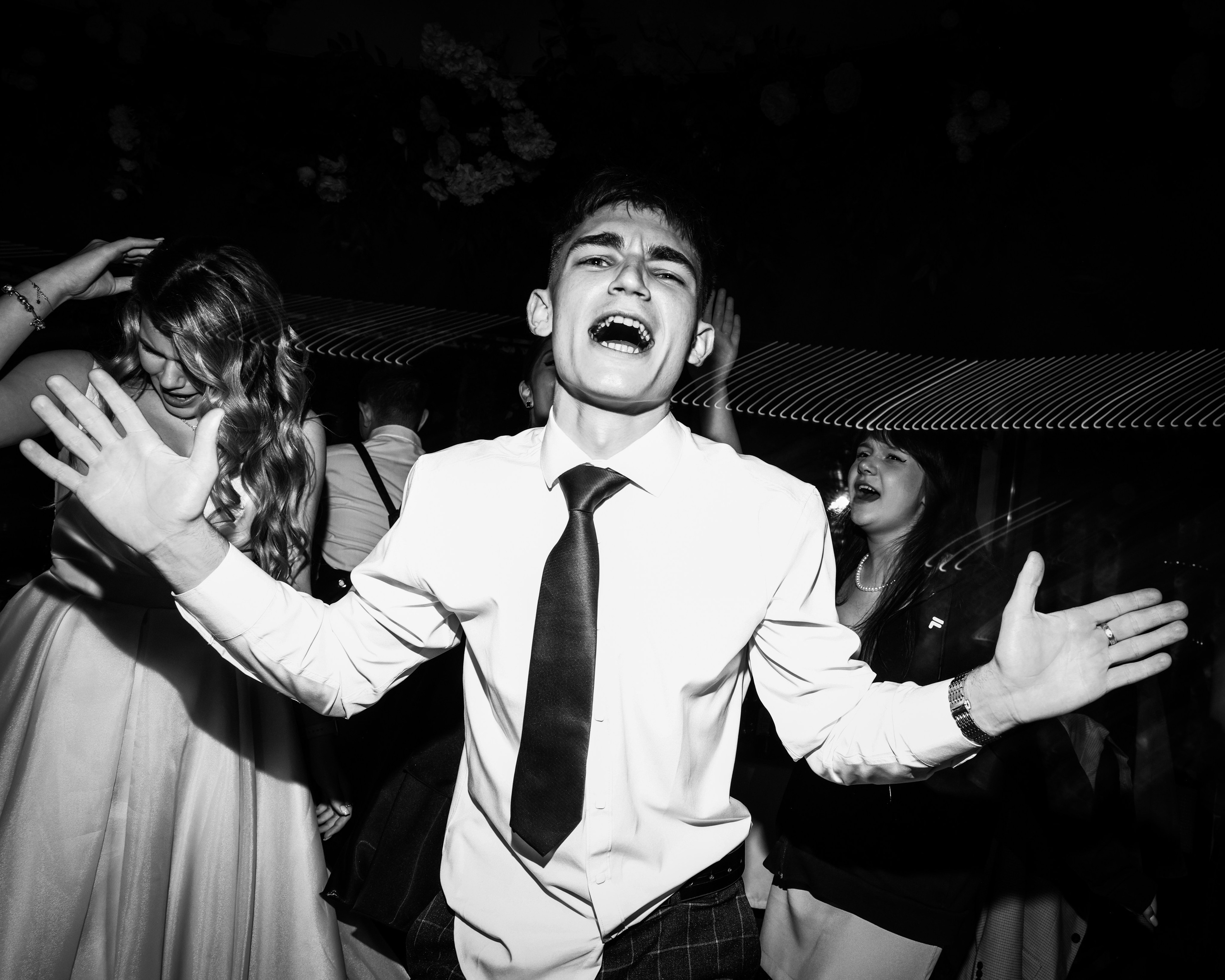 Выпускной 11 класса средней школы № 1 имени Героя Советского Союза Б. Н. Емельянова, г. Тула. Фотограф в Туле — Борисов Николай