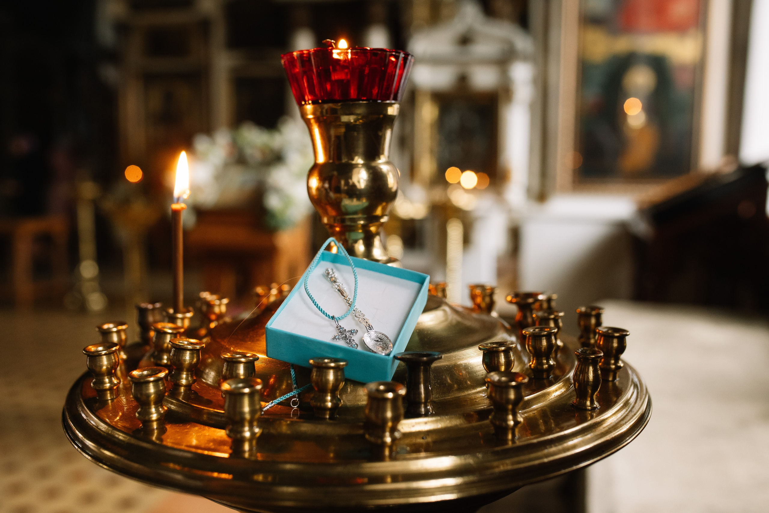 Фотосъемка крещения Крещение в храме. Свадебный фотограф Калуга Москва Диана Румянцева