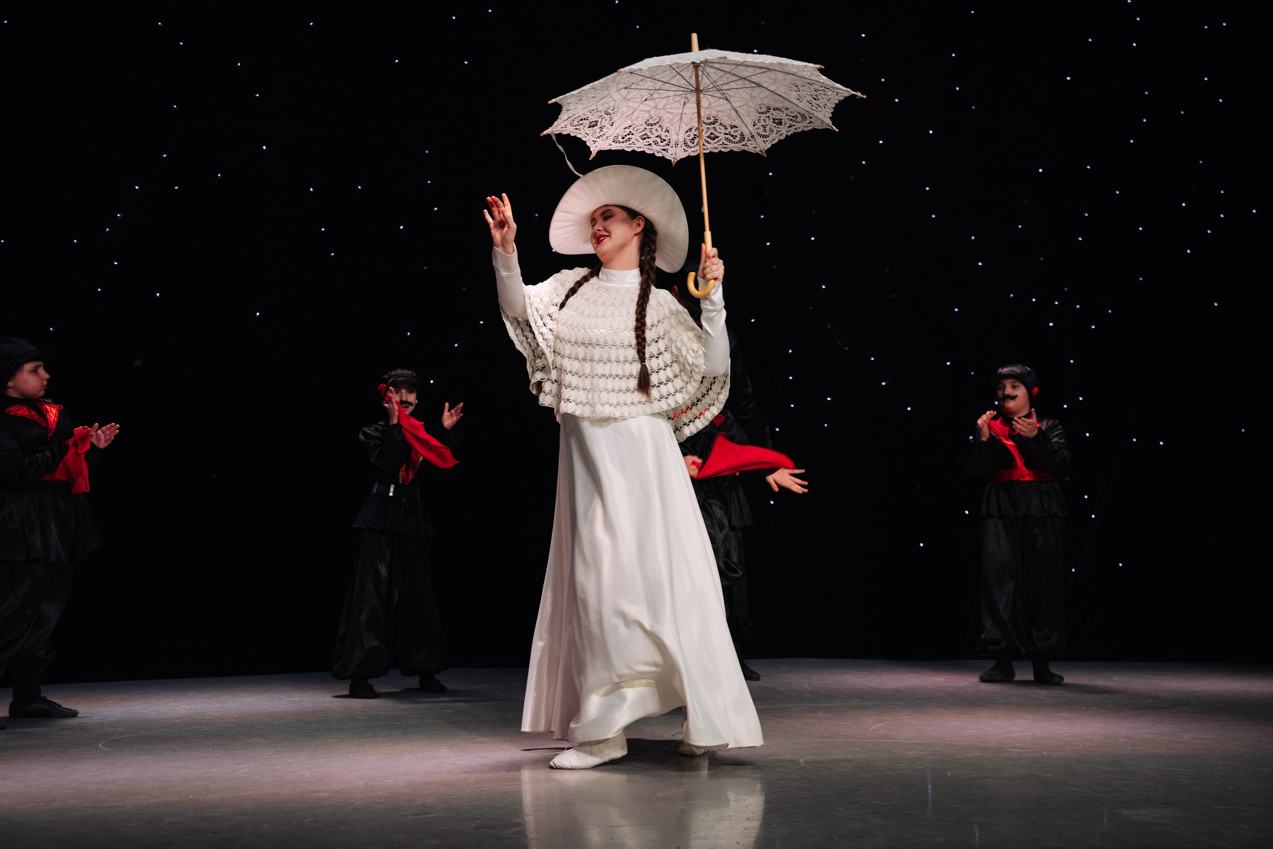 Благотворительный концерт в помощь Артему Сардаряну. Фотограф Артем Севостьянов. Профессиональная фотосъемка в Ногинске, Москве, Московской области и за границей