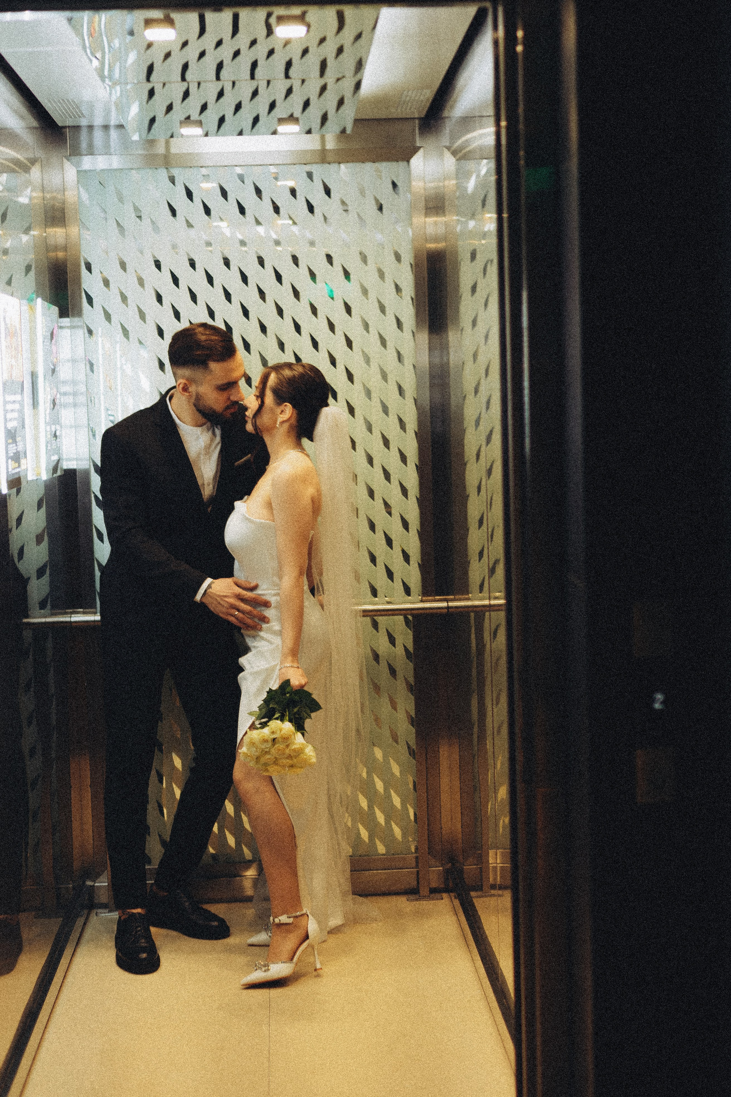 СВАДЕБНАЯ СЬЕМКА СБОРОВ ЖЕНИХА И НЕВЕСТЫ В ОТЕЛЕ И ТАКЖЕ ФОТОСЕССИИЯ В ОТЕЛЕЕ МЕГАПОЛИС БРЯНСК. Профессиональный фотограф, Санкт-Петербург — Виктория Богомолова