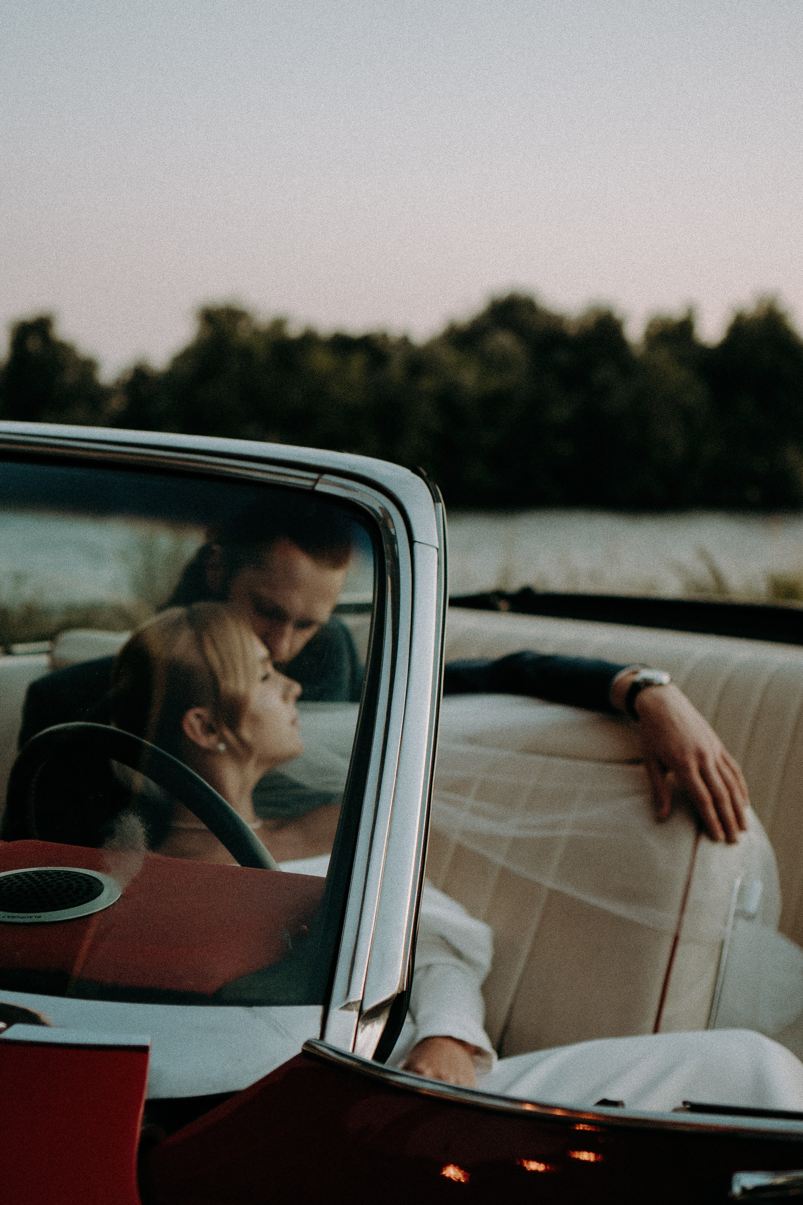 СВАДЕБНАЯ СЬЕМКА ВОЗЛЕ МСОТА БЕТАНКУРА НА КАБРИОЛЕТЕ. Профессиональный фотограф, Санкт-Петербург — Виктория Богомолова