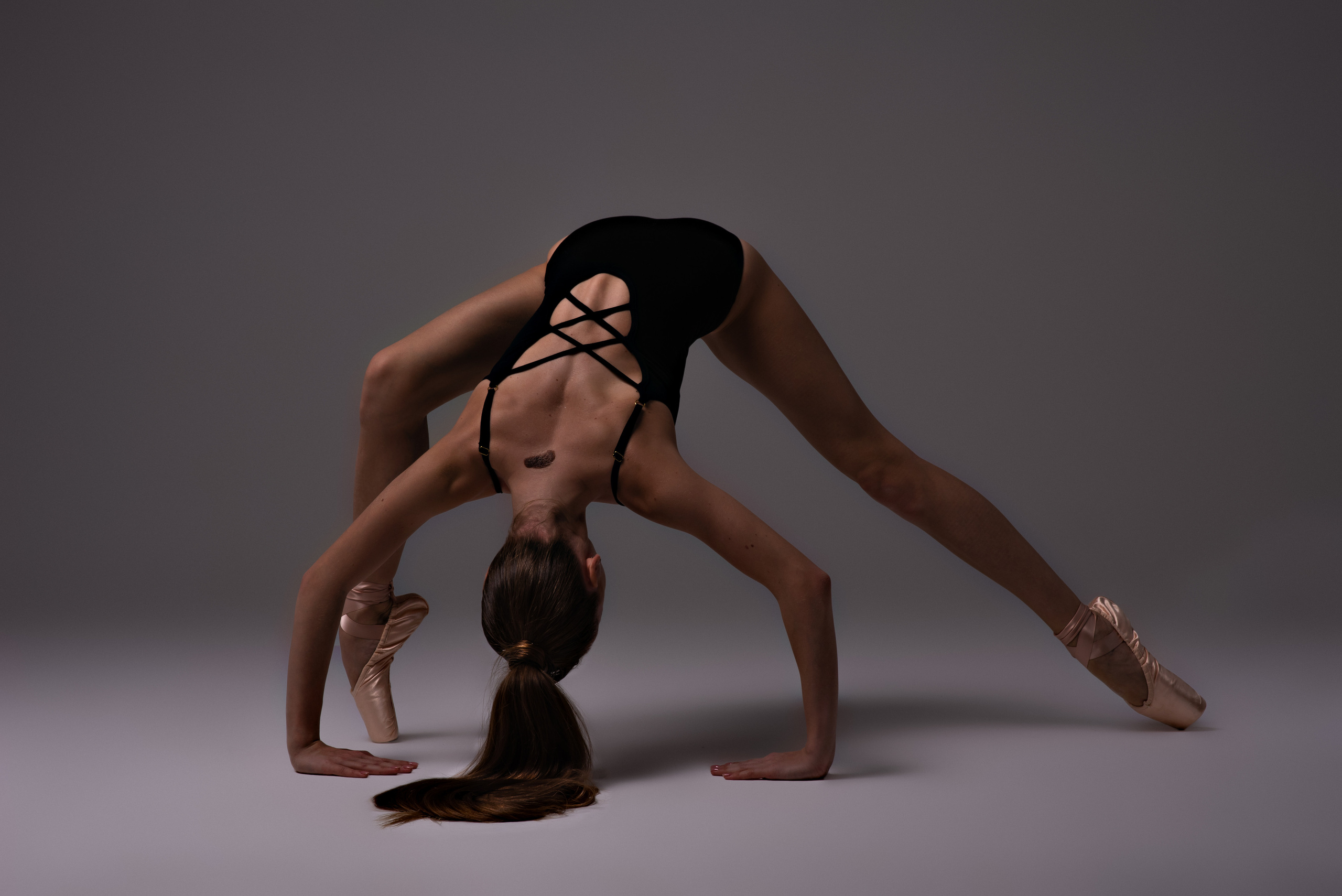 Балерина Арина, темные фото. Спортивный фотограф в Туле и Тульской области. Файсханова Фото Спорт