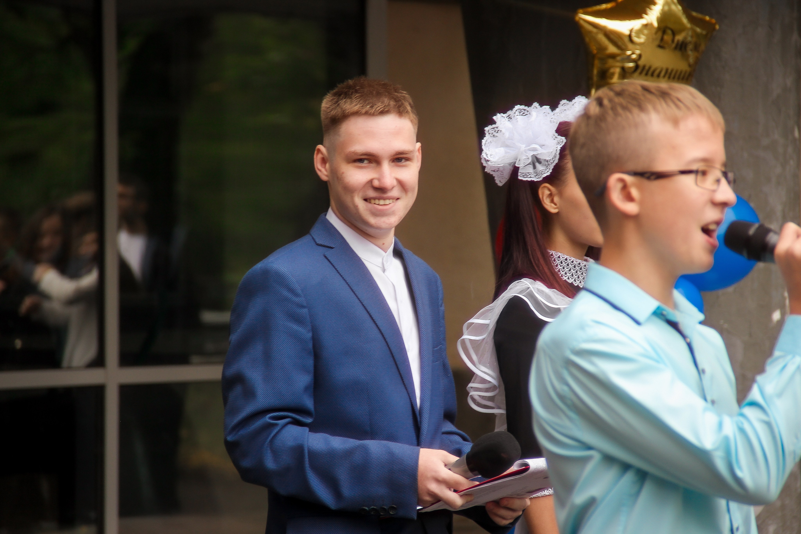 9-11 классы СЪЁМКИ ВЫПУСКНЫХ И ПОСЛЕДНИХ ЗВОНКОВ. Выпускные альбомы для школ и Детских садов в Барнауле /Выпускные/Свадебные/Детские/Семейные и др. виды съёмок /Фотограф Вера Валейко