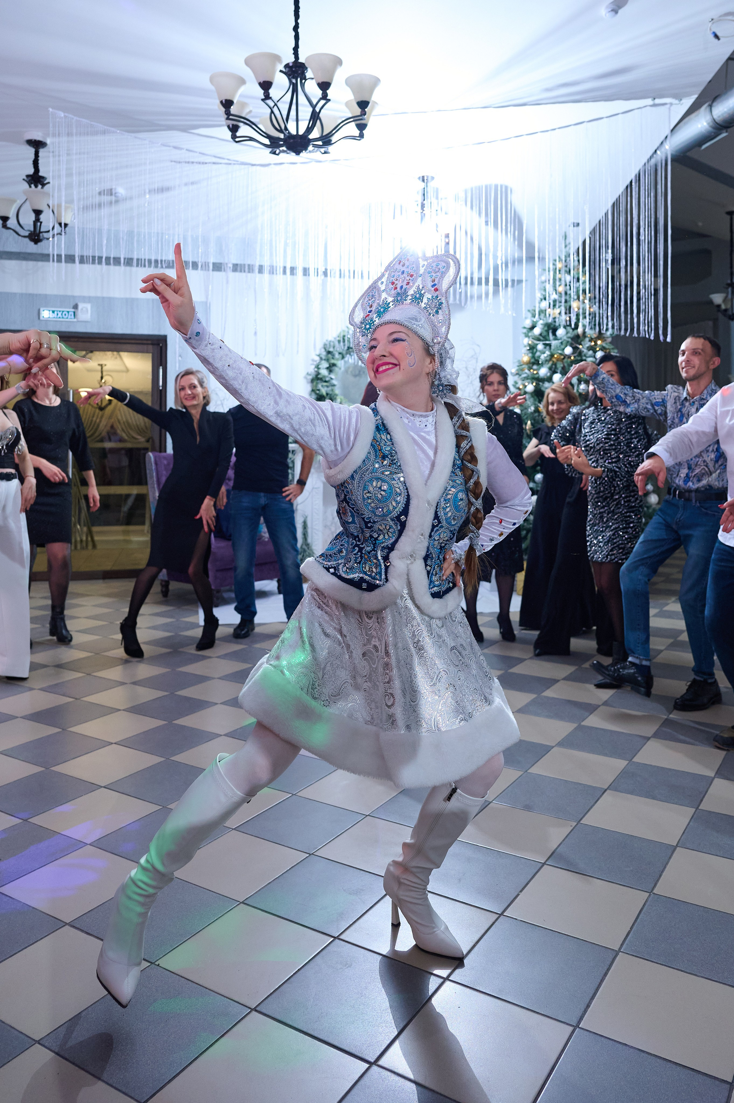 Новогодняя съёмка 2023. Фотограф Опыт Качество Скорость Горный Алтай Барнаул