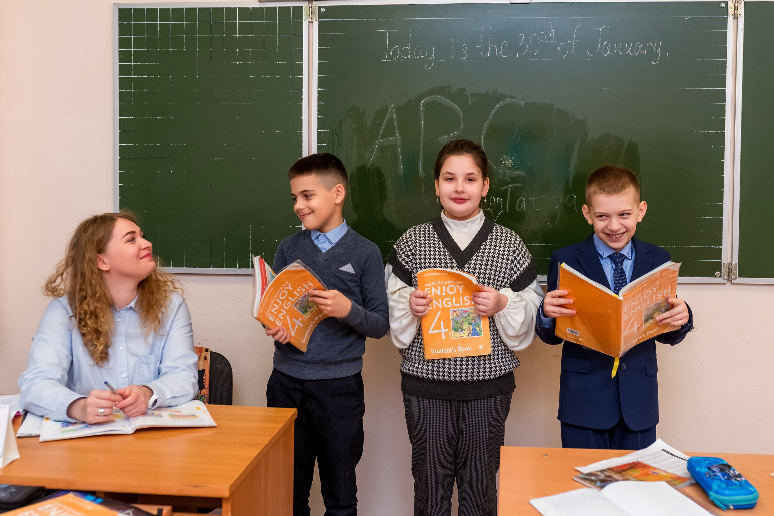 В школе 4 КЛАСС. Женский фотограф Крещение Венчание Москва Брянск